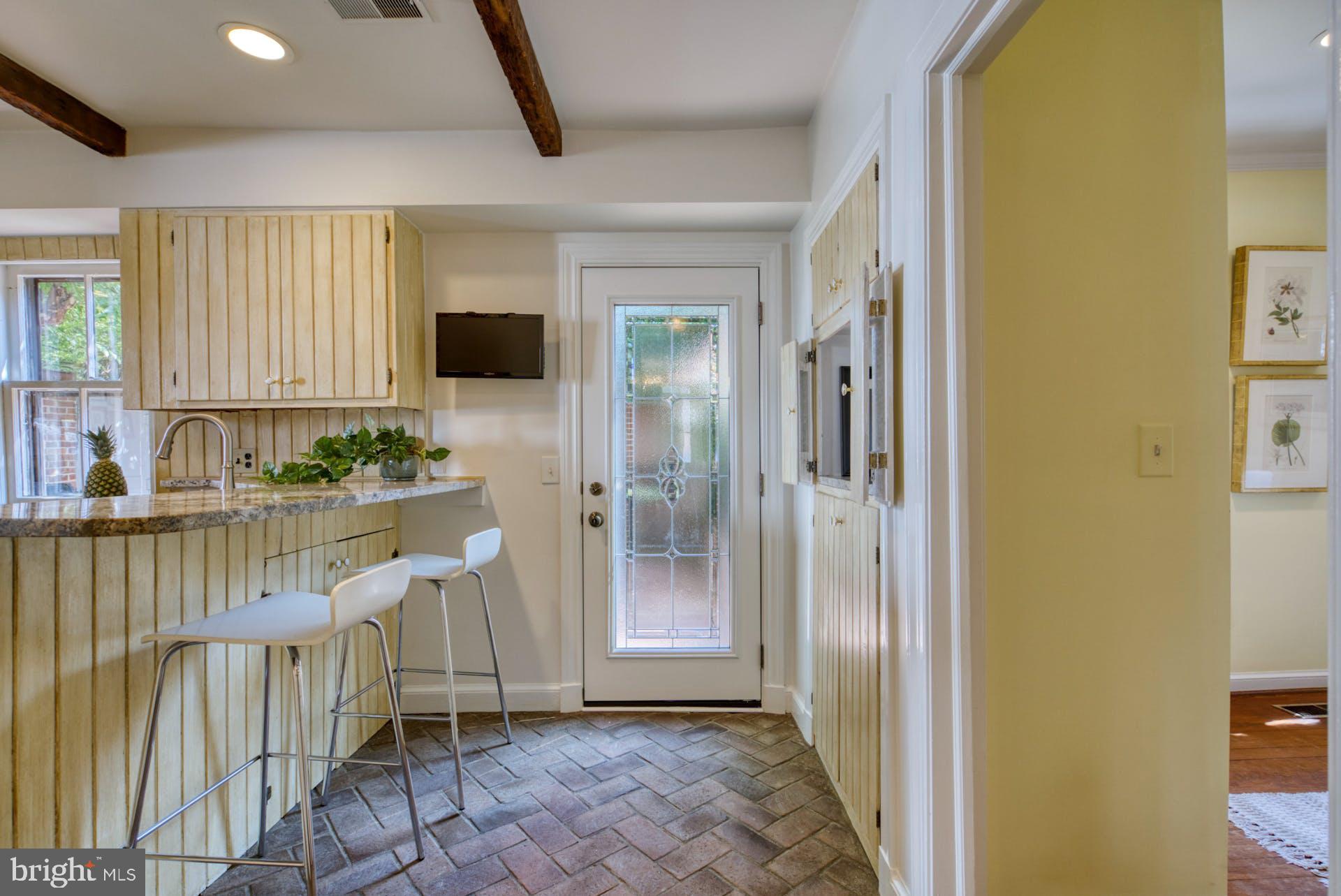 OLD TOWN ALEXANDRIA - Residential