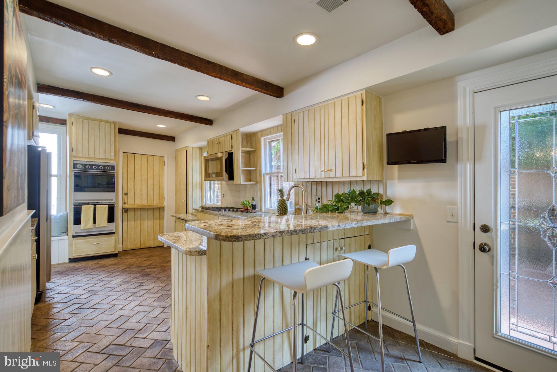 OLD TOWN ALEXANDRIA - Residential