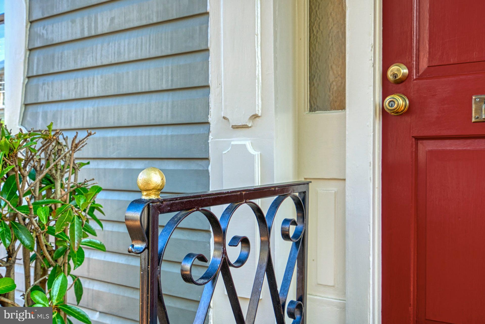 OLD TOWN ALEXANDRIA - Residential