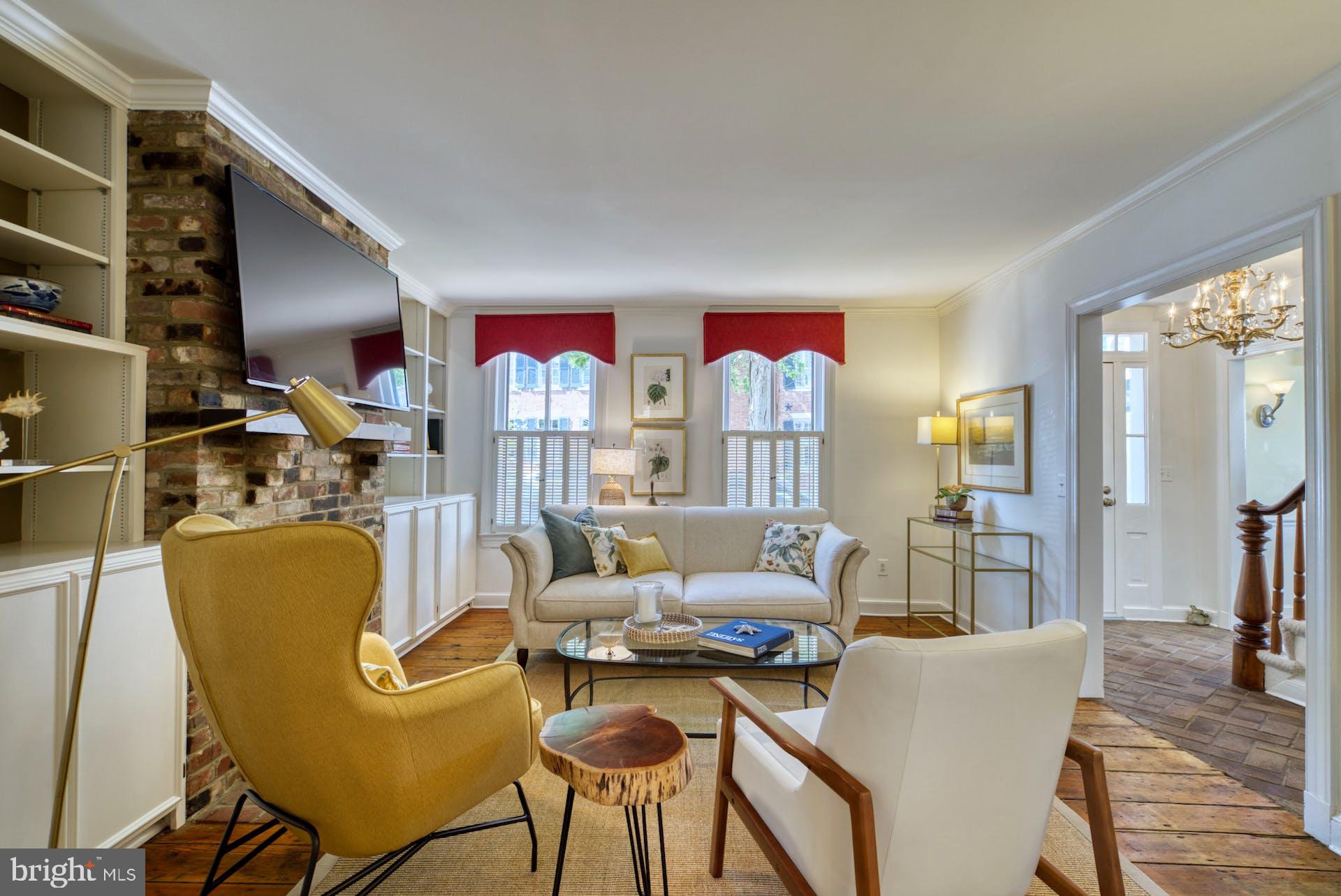 OLD TOWN ALEXANDRIA - Residential