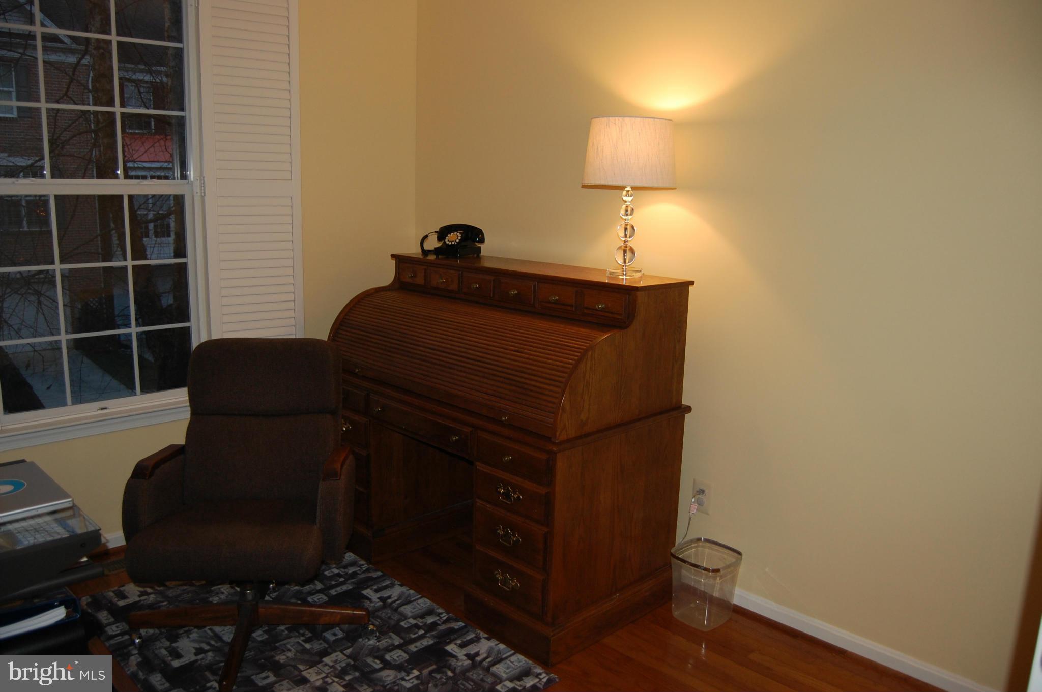 WOODS LANDING - Residential Lease