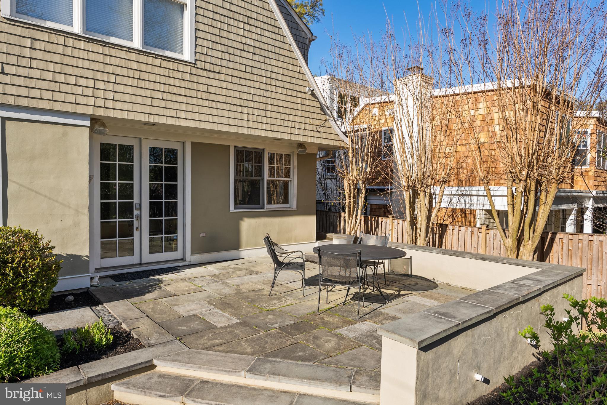 CHEVY CHASE - Residential