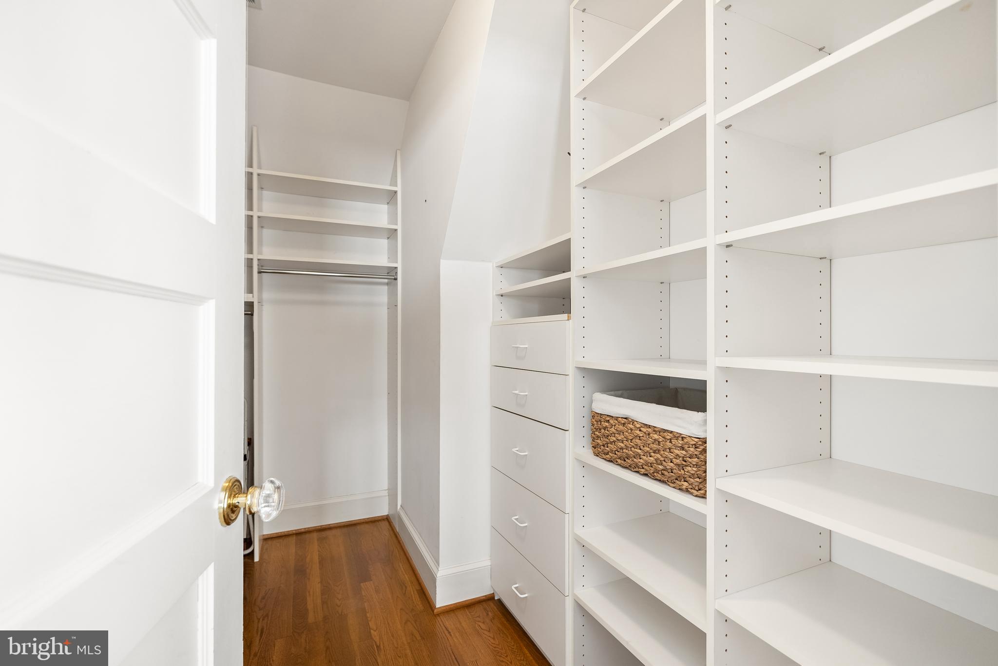 CHEVY CHASE - Residential