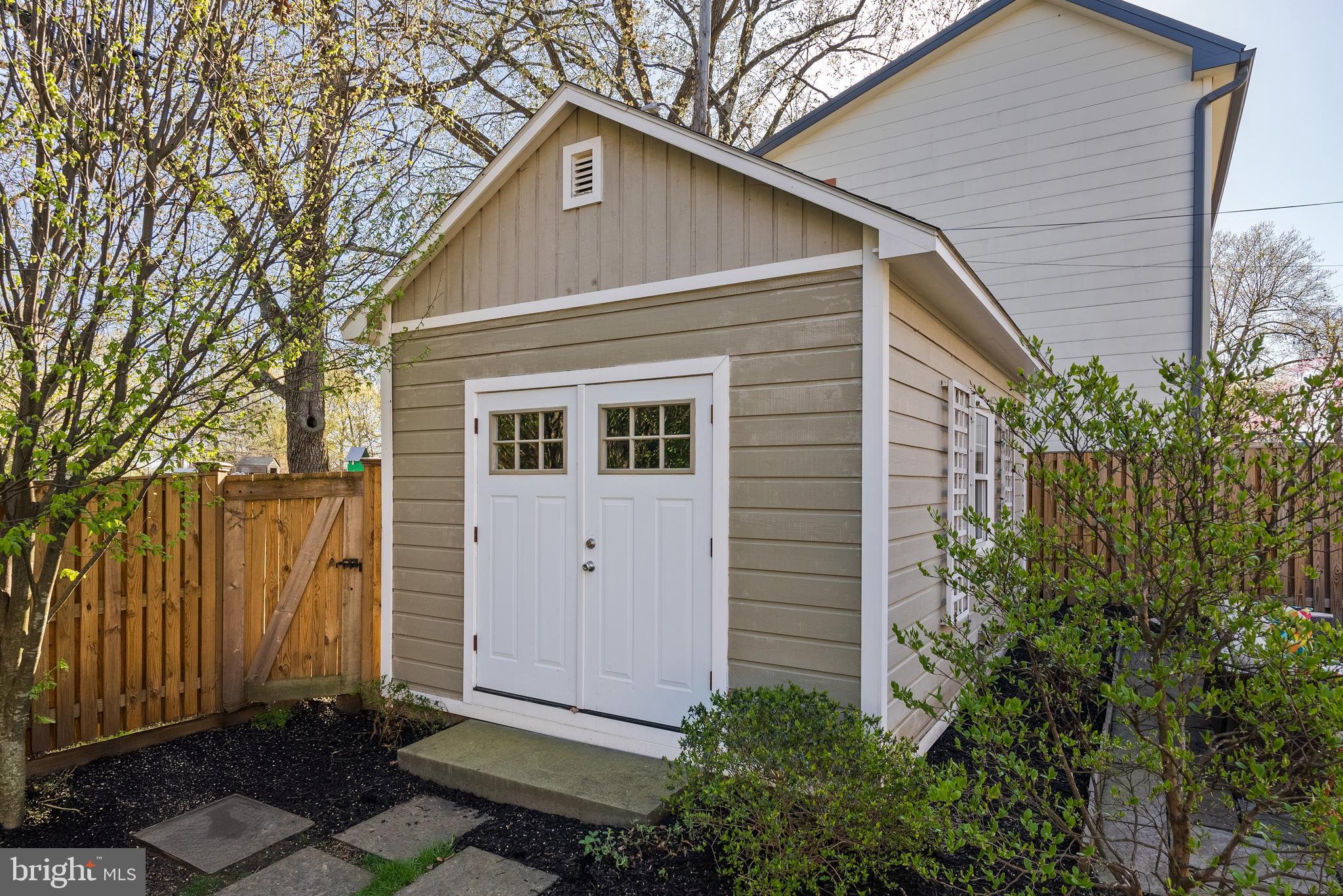 CHEVY CHASE - Residential