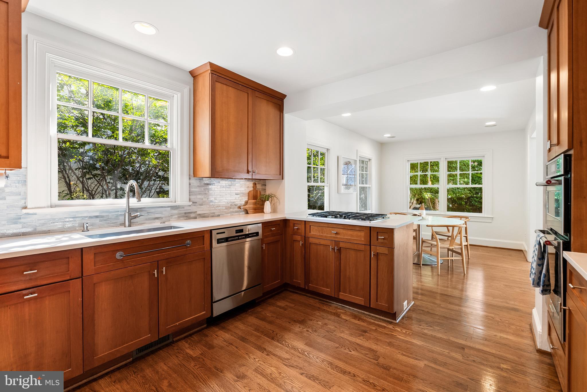 CHEVY CHASE - Residential