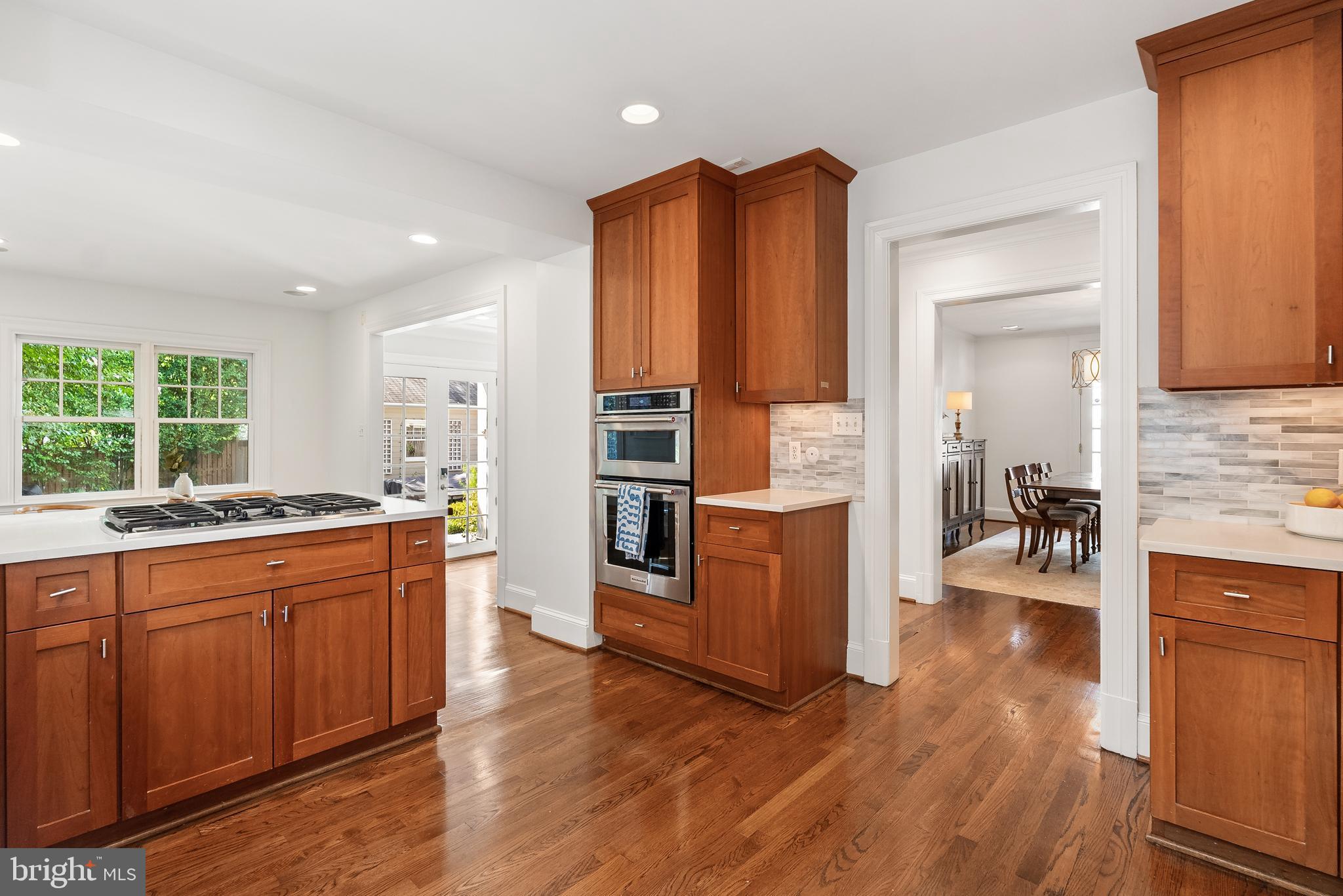CHEVY CHASE - Residential