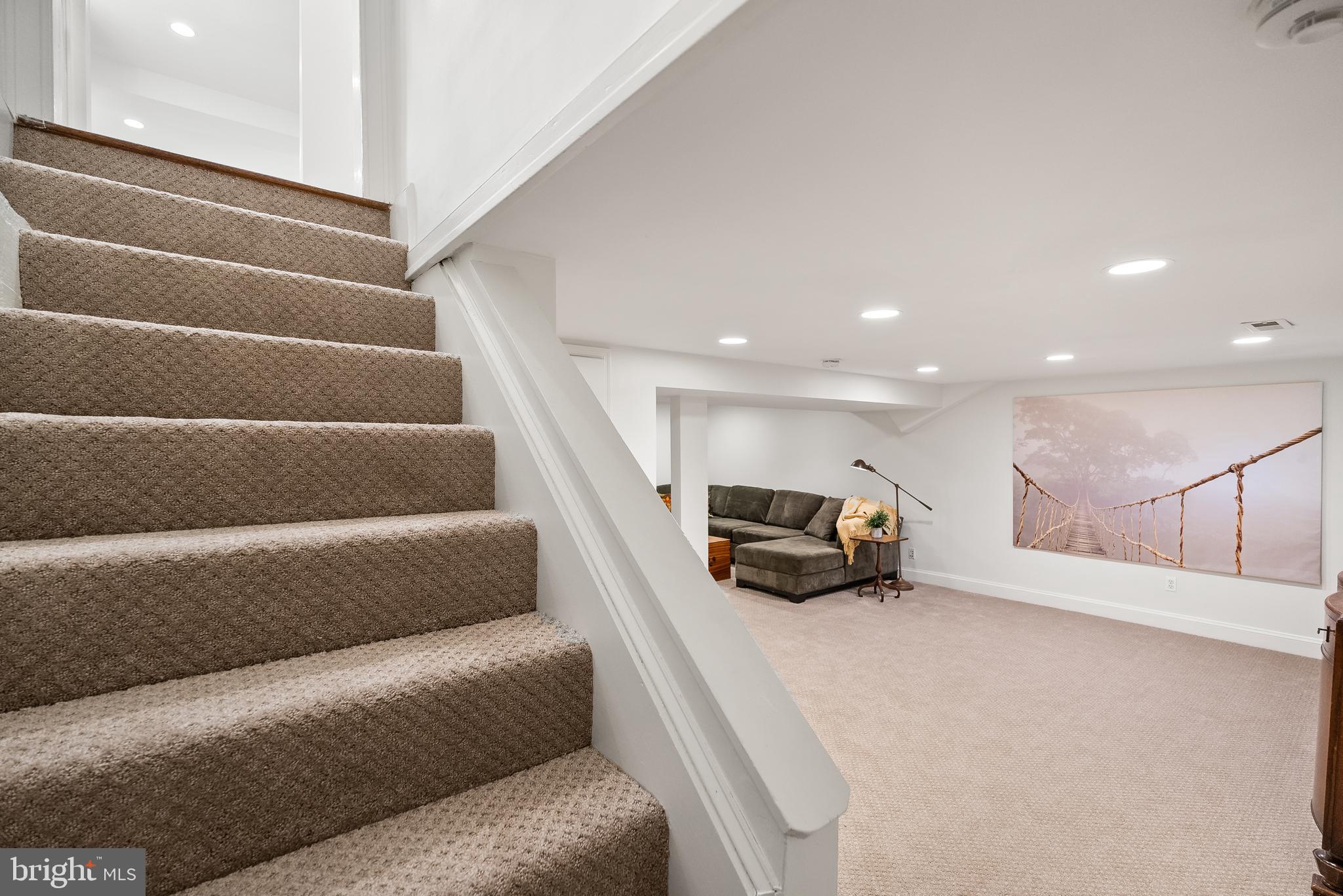 CHEVY CHASE - Residential