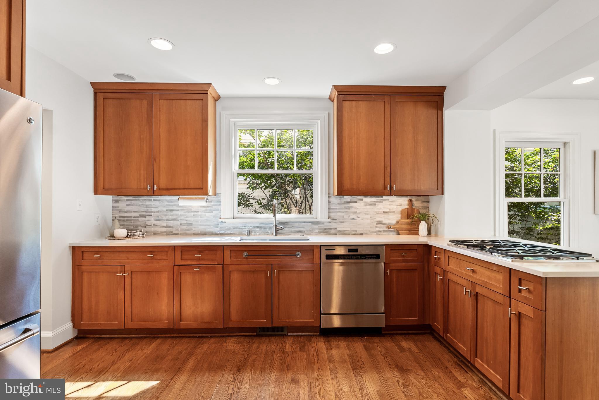CHEVY CHASE - Residential