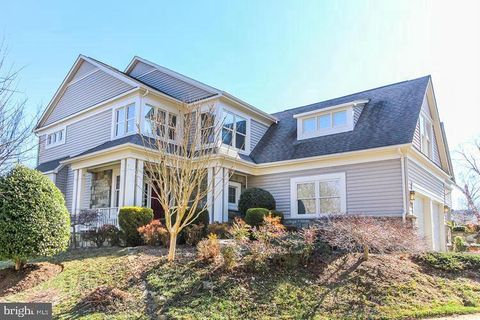 1350 RED HAWK CIRCLE RESTON VA 20194