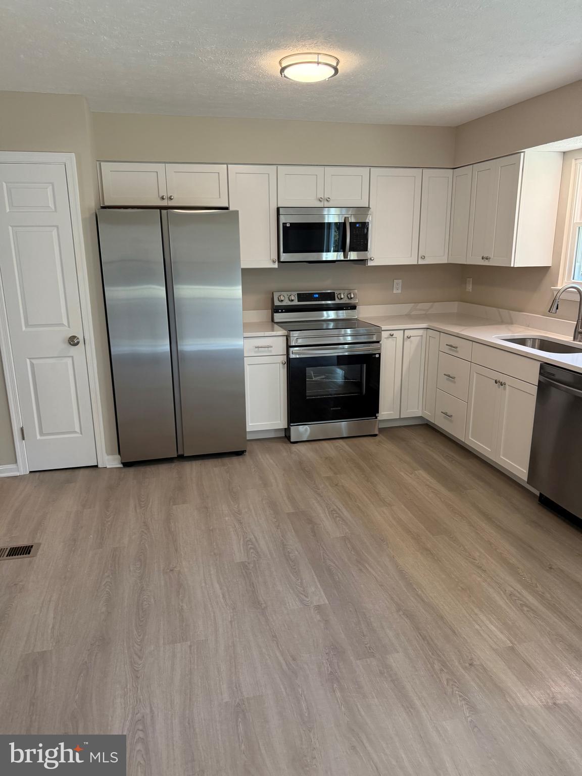 12311 HILLMEADE STATION DRIVE