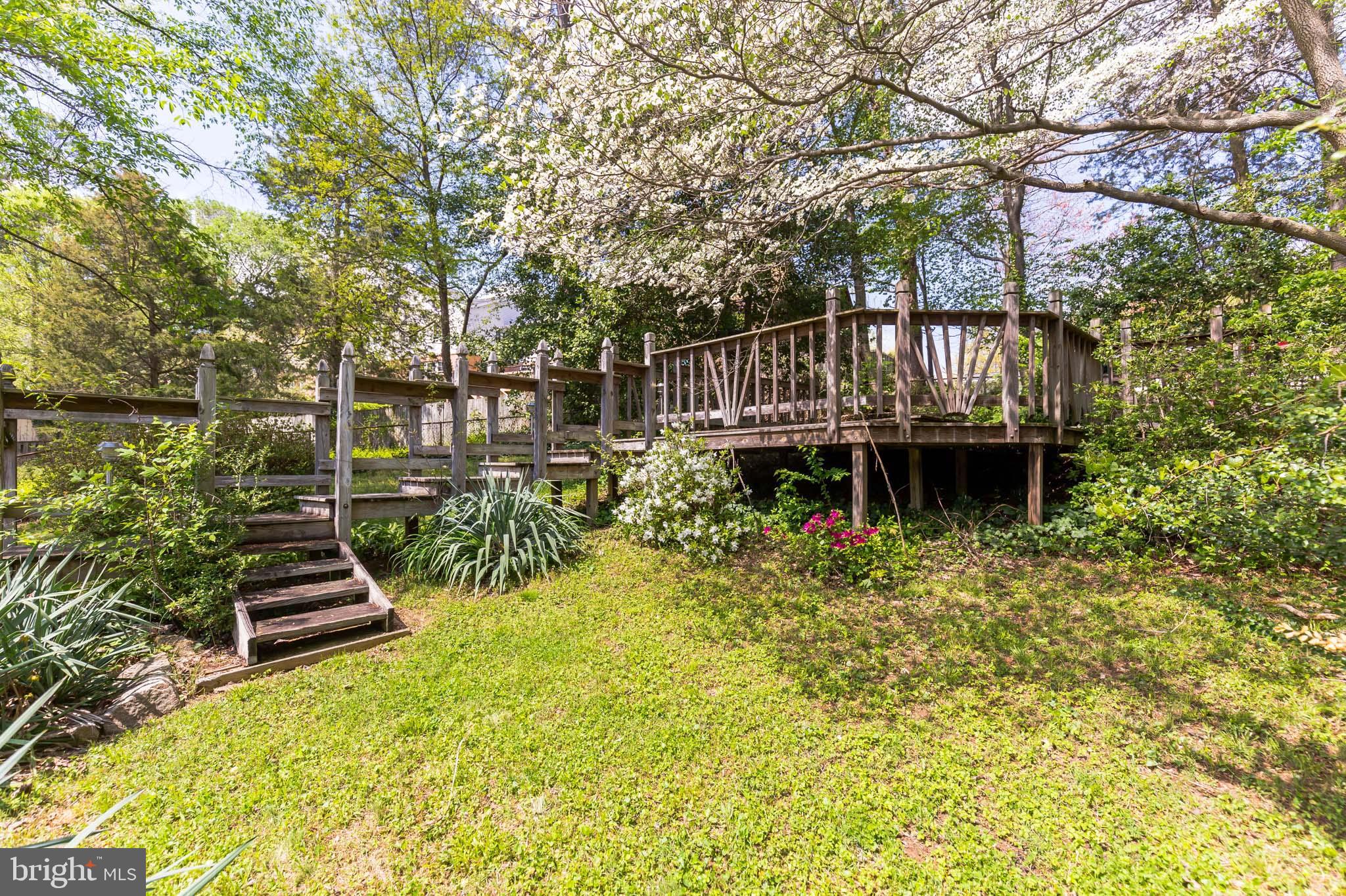 ROLLING VALLEY - Residential Lease