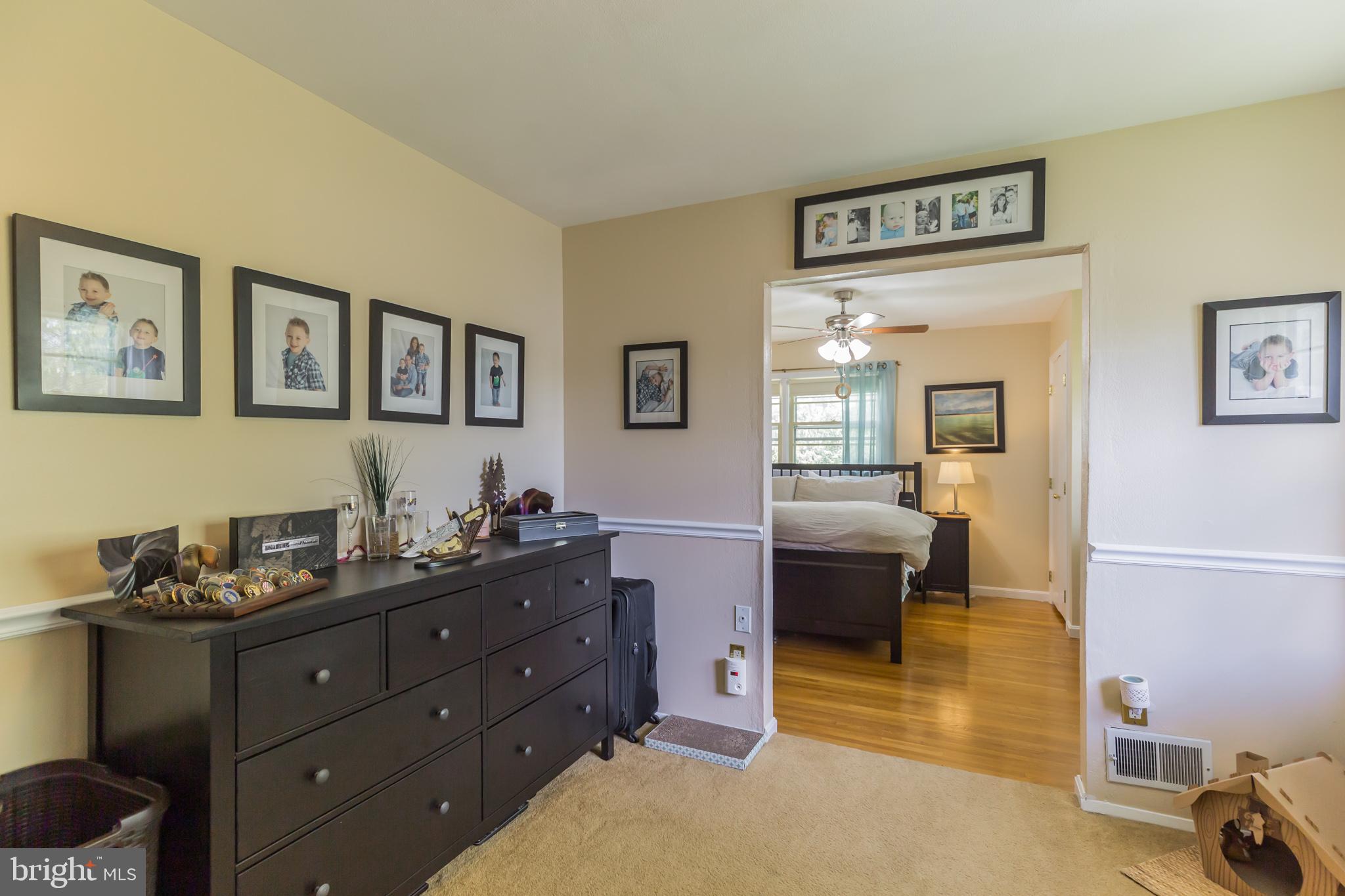 ROLLING VALLEY - Residential Lease