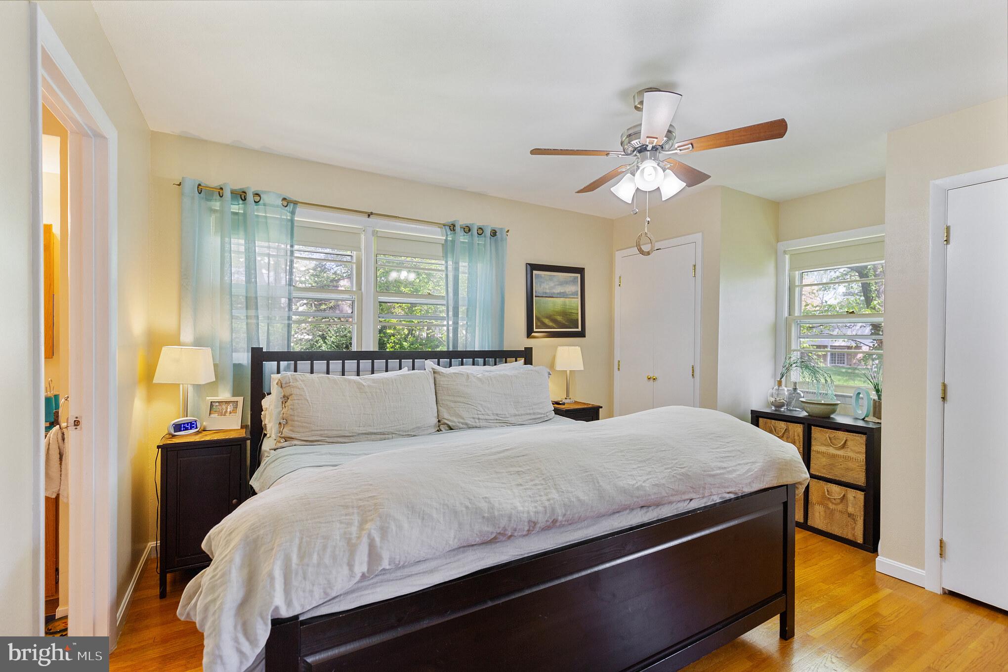 ROLLING VALLEY - Residential Lease