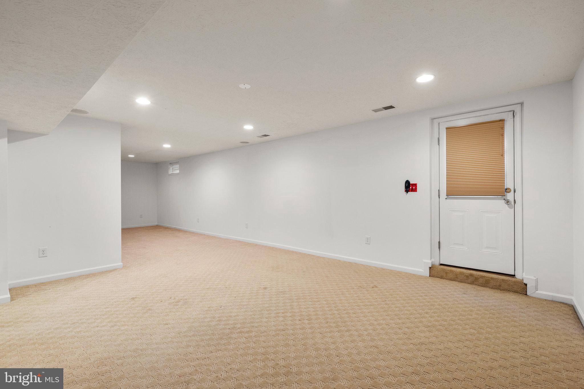 MAYFIELD ESTATES - Residential