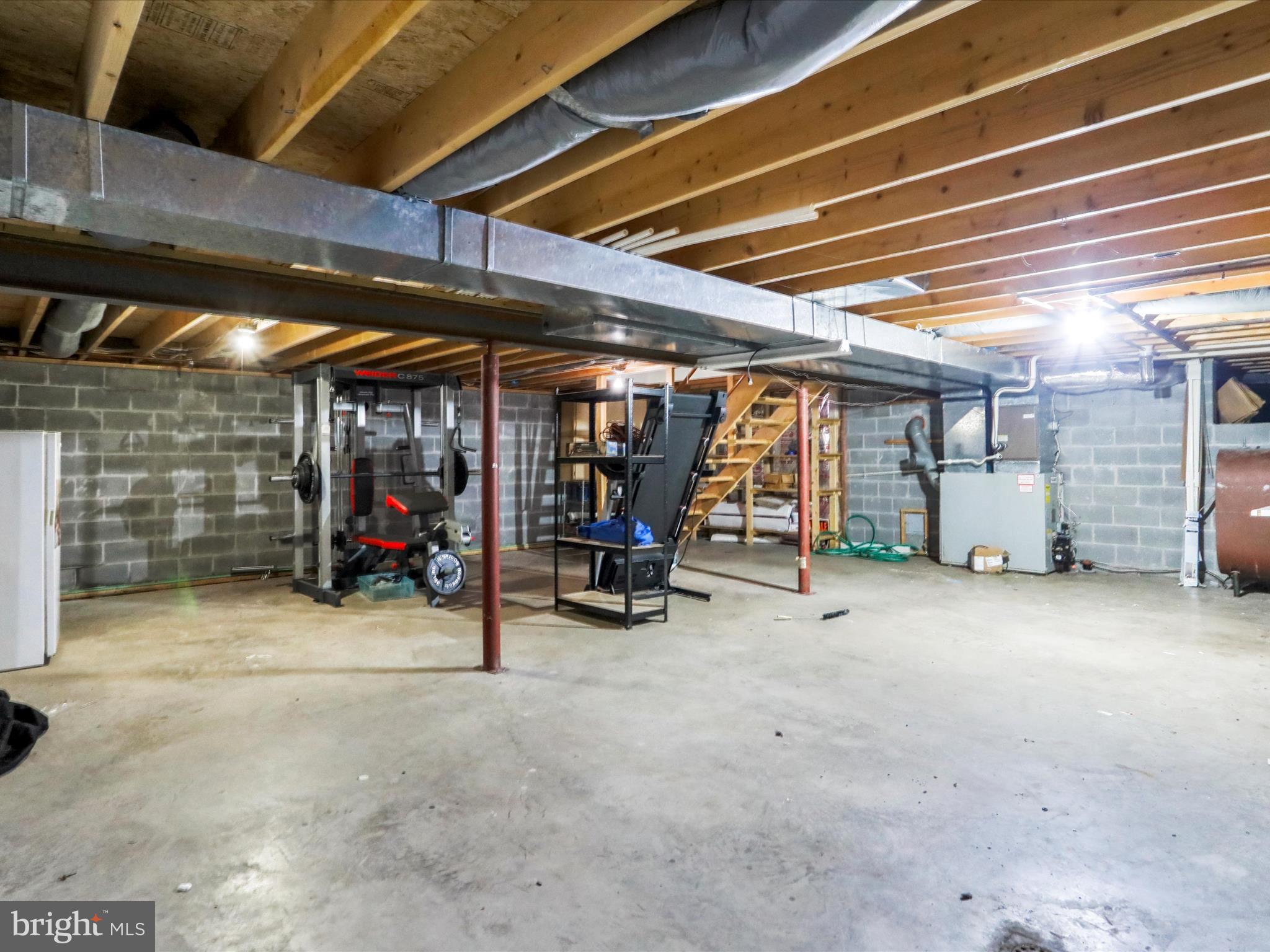 DOWDEN HILLS - Residential