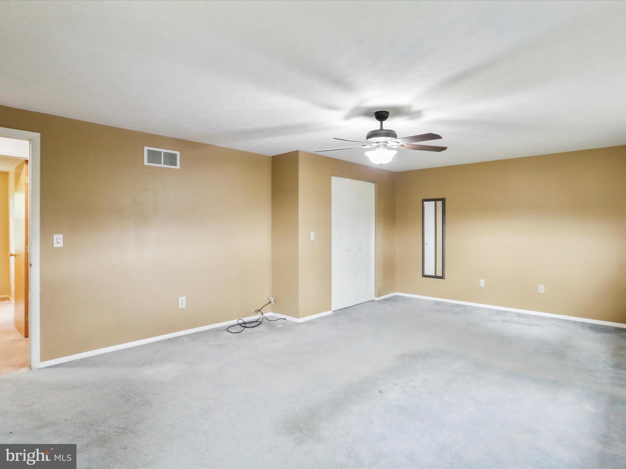 DOWDEN HILLS - Residential