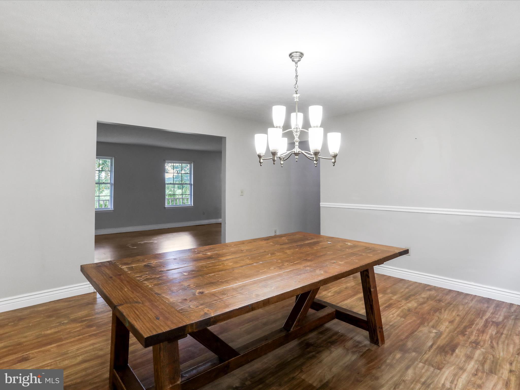 DOWDEN HILLS - Residential