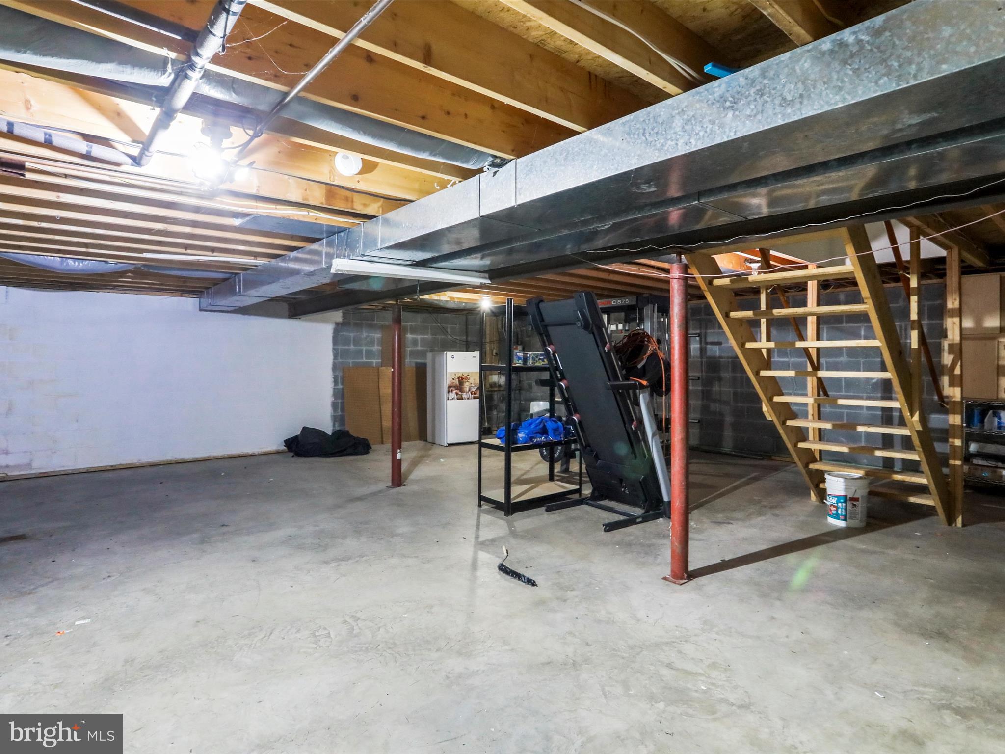 DOWDEN HILLS - Residential