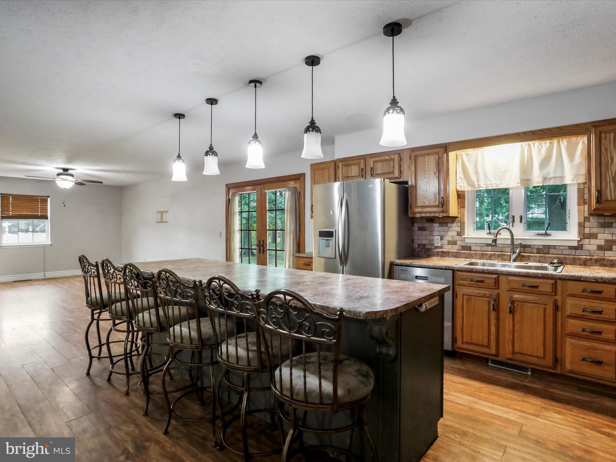 DOWDEN HILLS - Residential