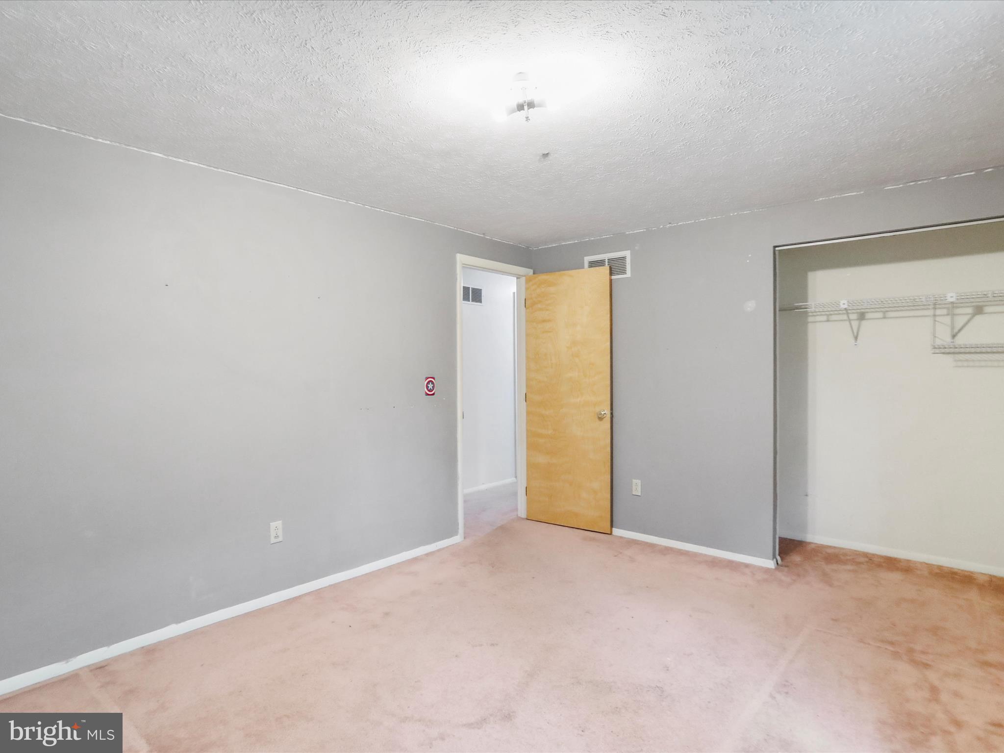 DOWDEN HILLS - Residential