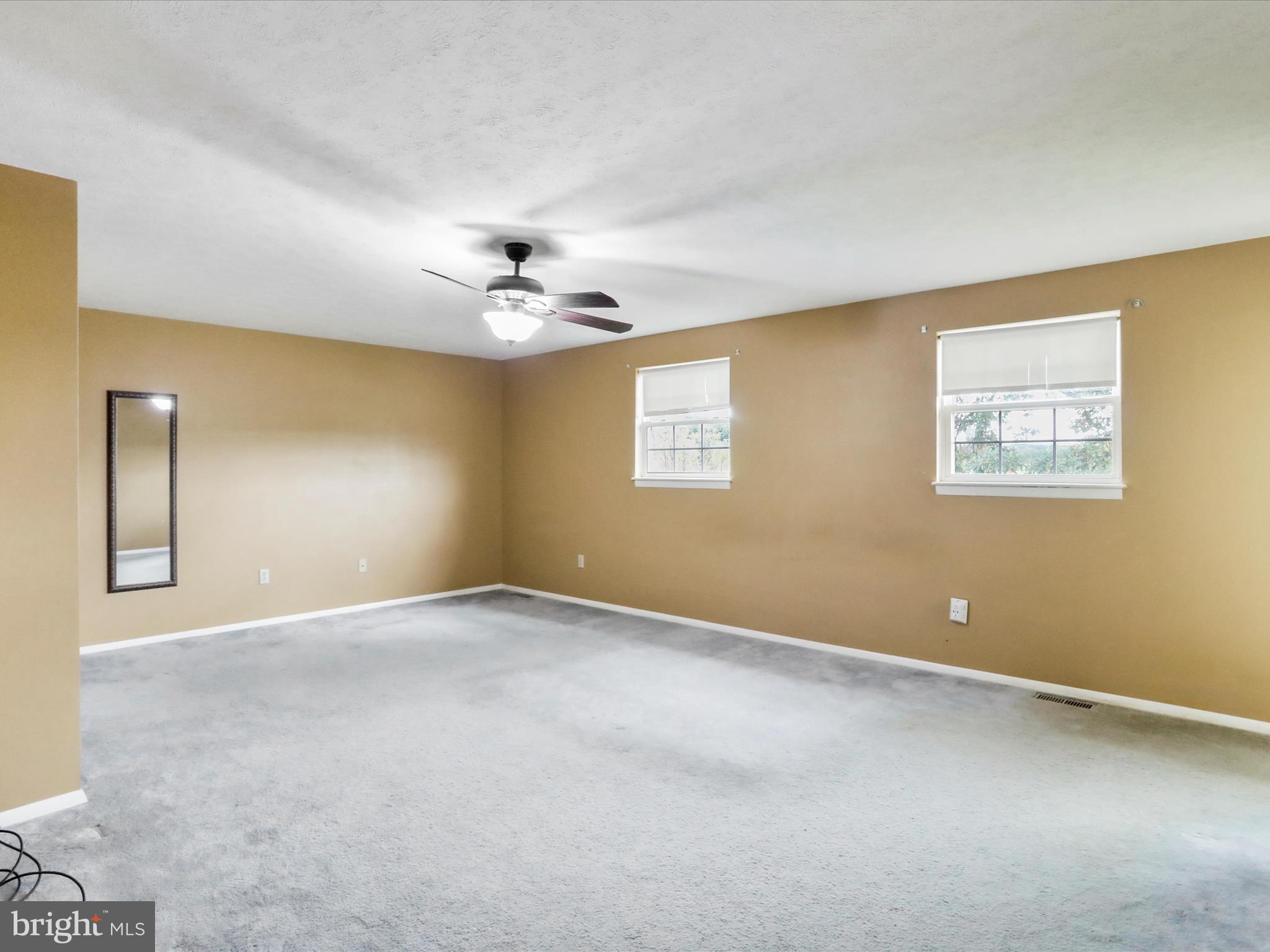 DOWDEN HILLS - Residential