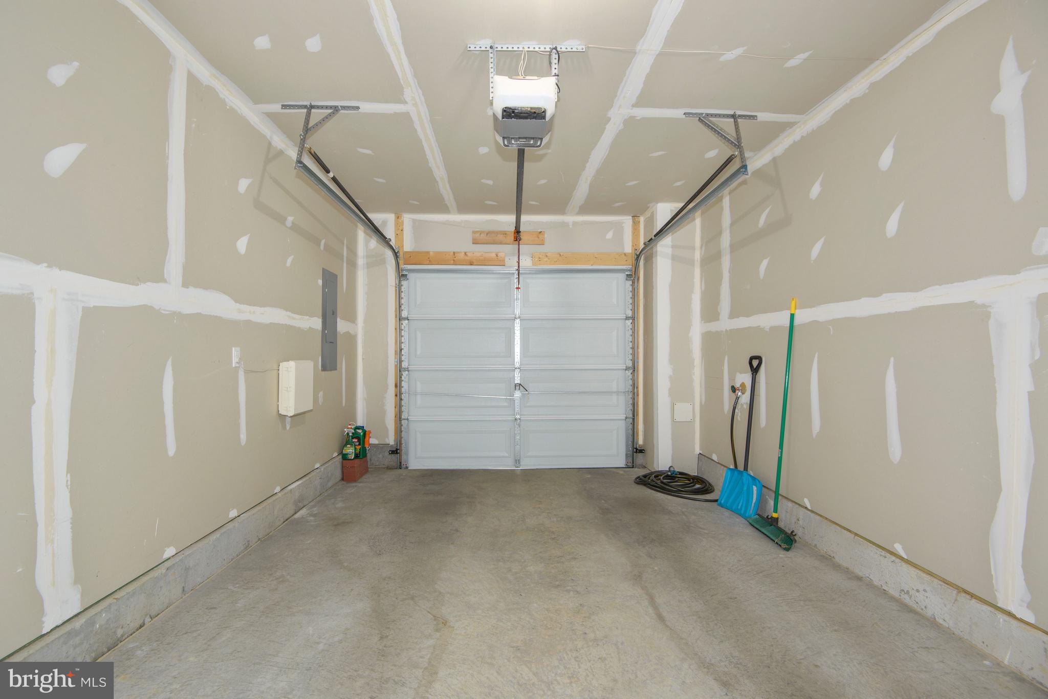 BERKELEY RIDGE - Residential