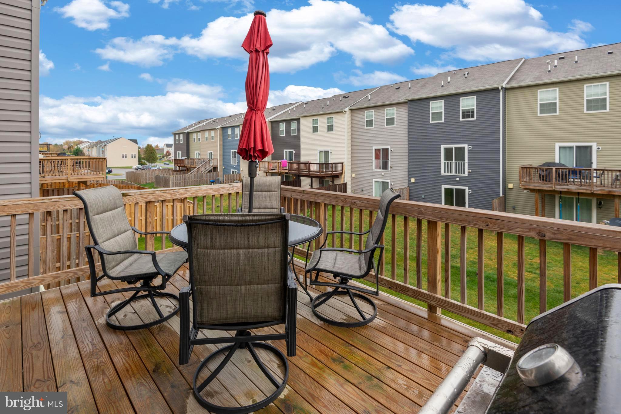 BERKELEY RIDGE - Residential