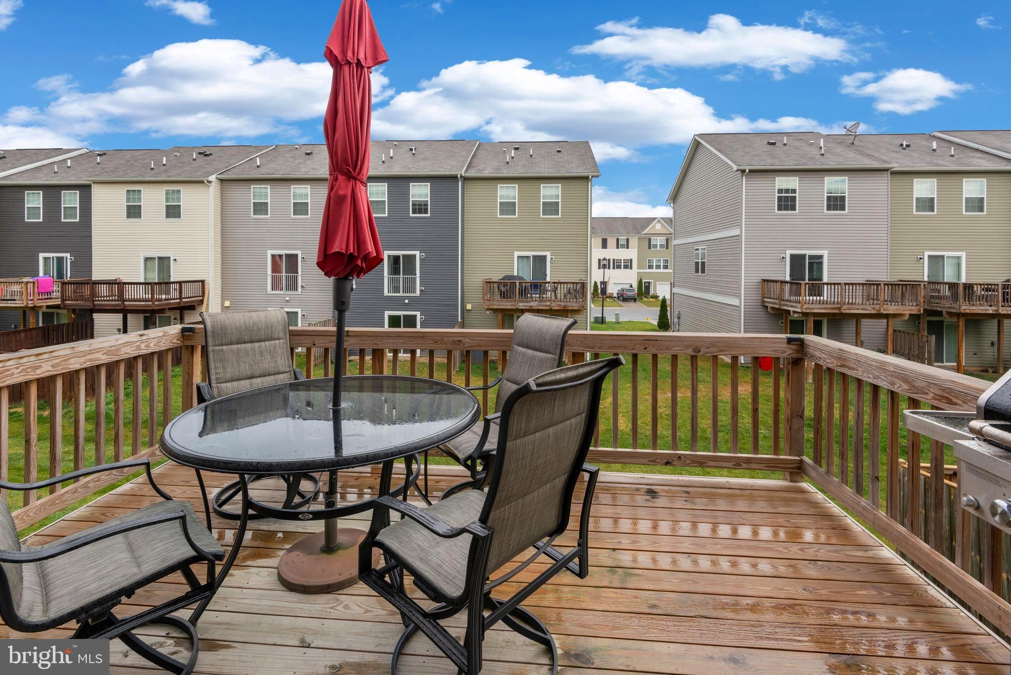 BERKELEY RIDGE - Residential