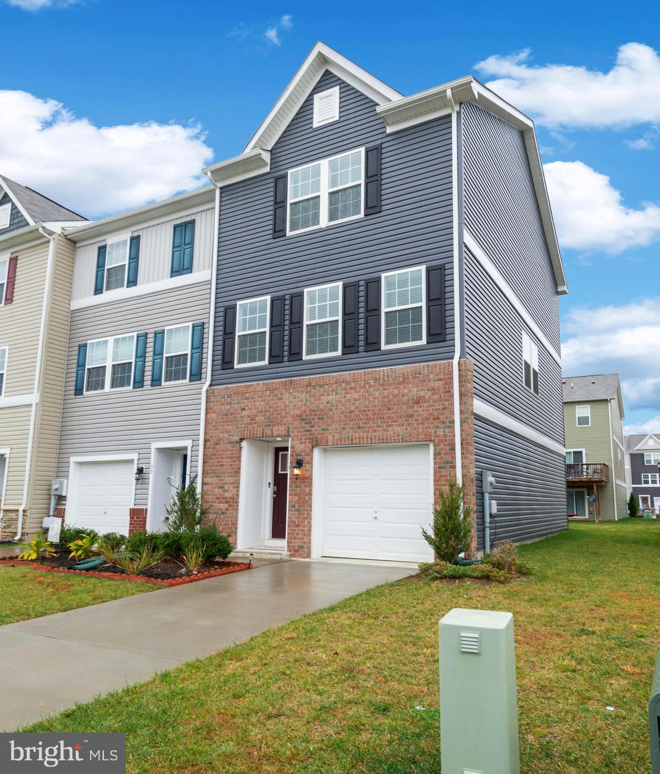 BERKELEY RIDGE - Residential