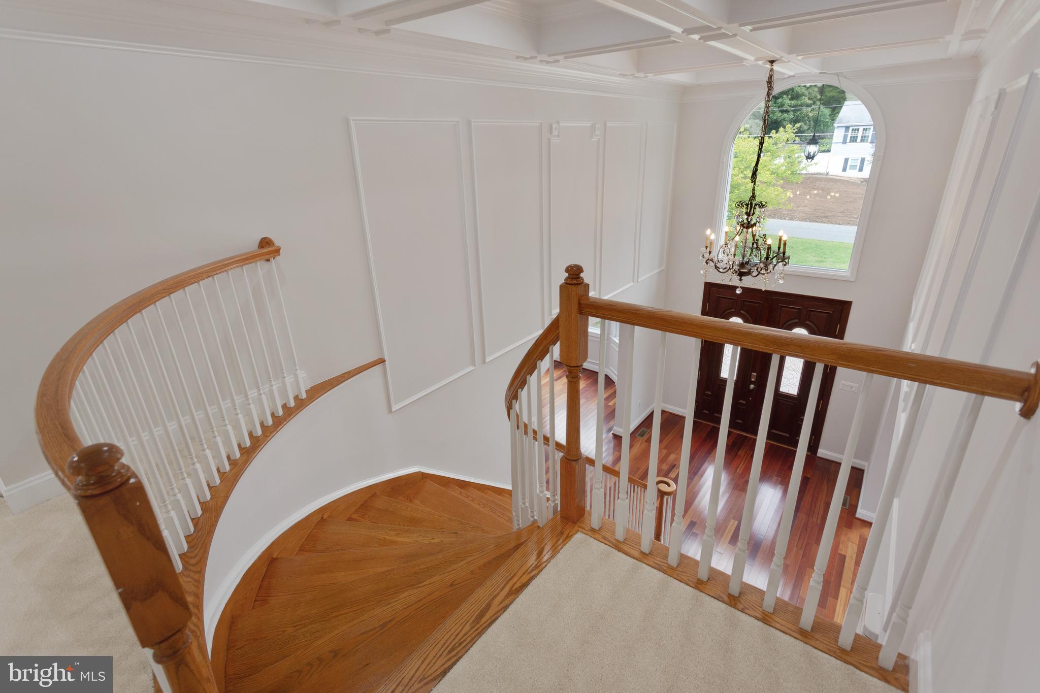 PINECREST - Residential