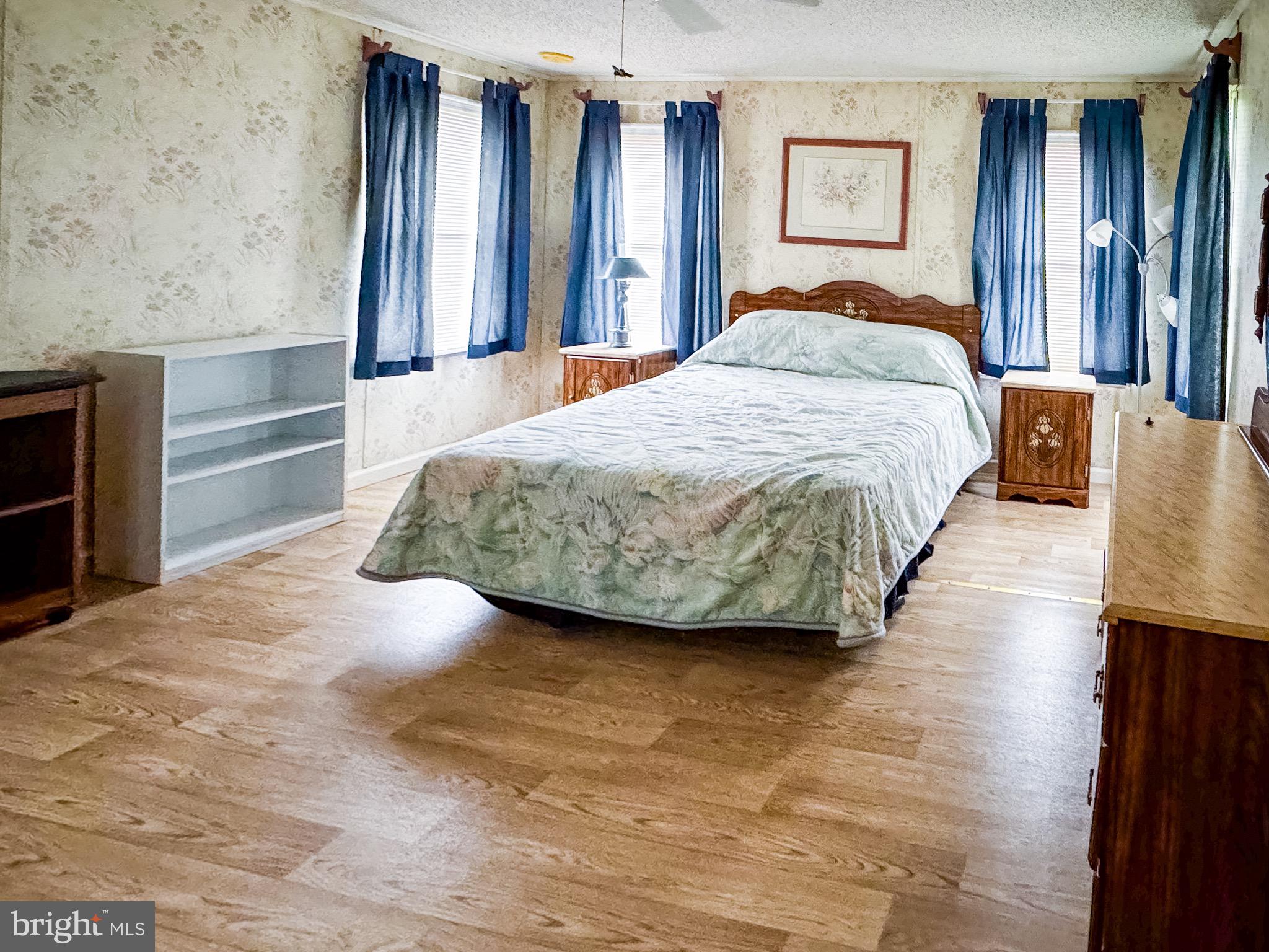 SALT LIFE PARK LLC - Residential