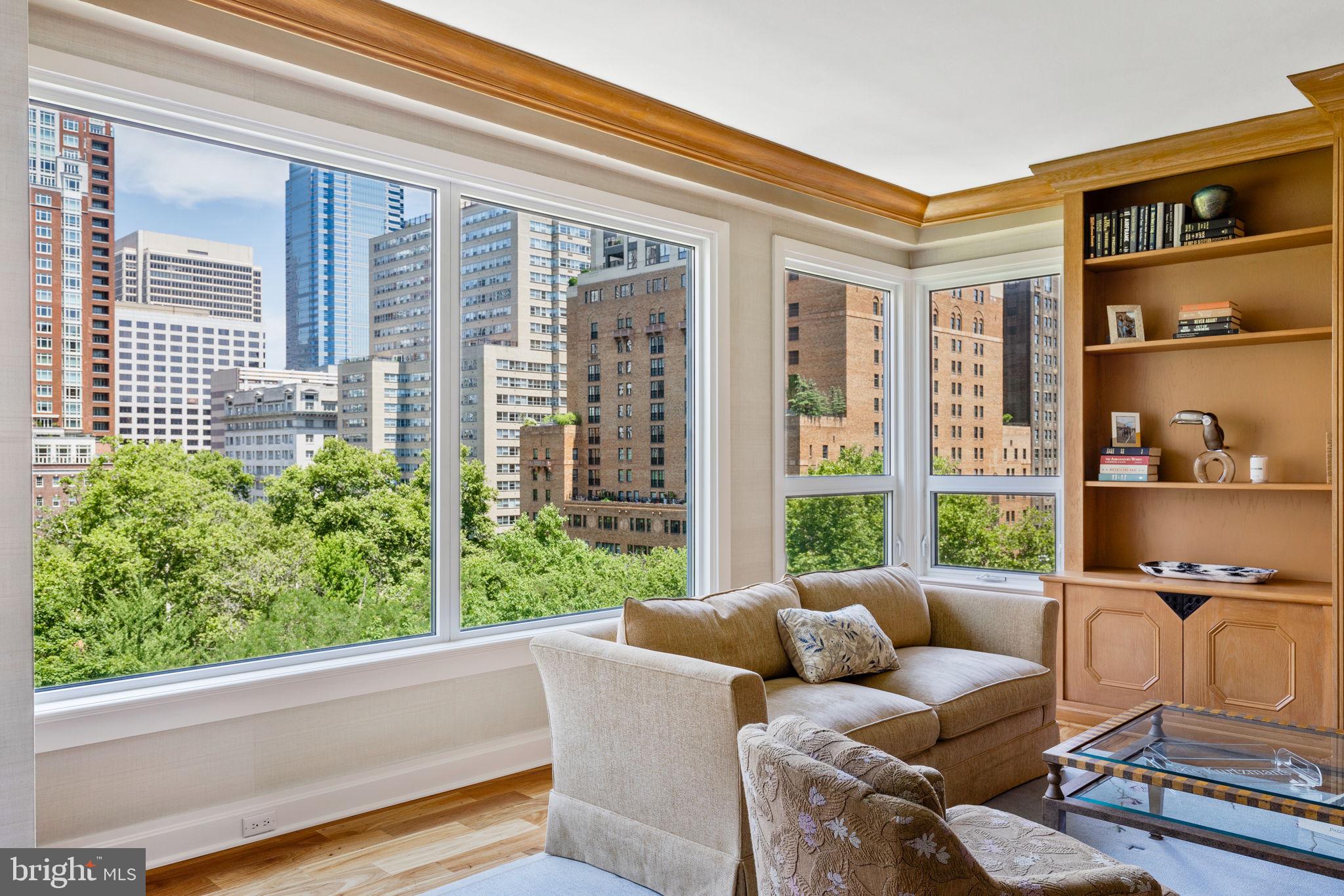 RITTENHOUSE SQUARE - Residential