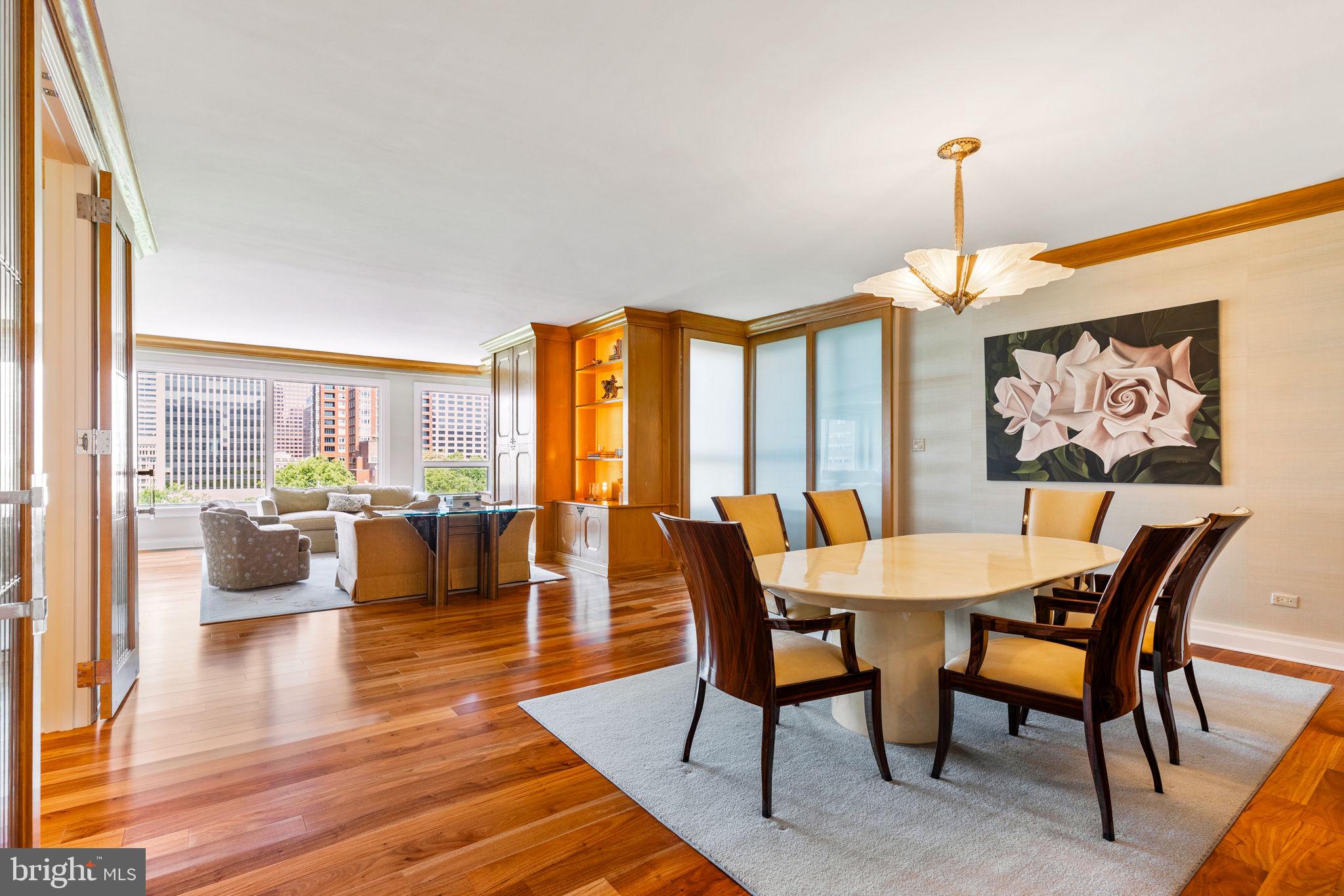 RITTENHOUSE SQUARE - Residential