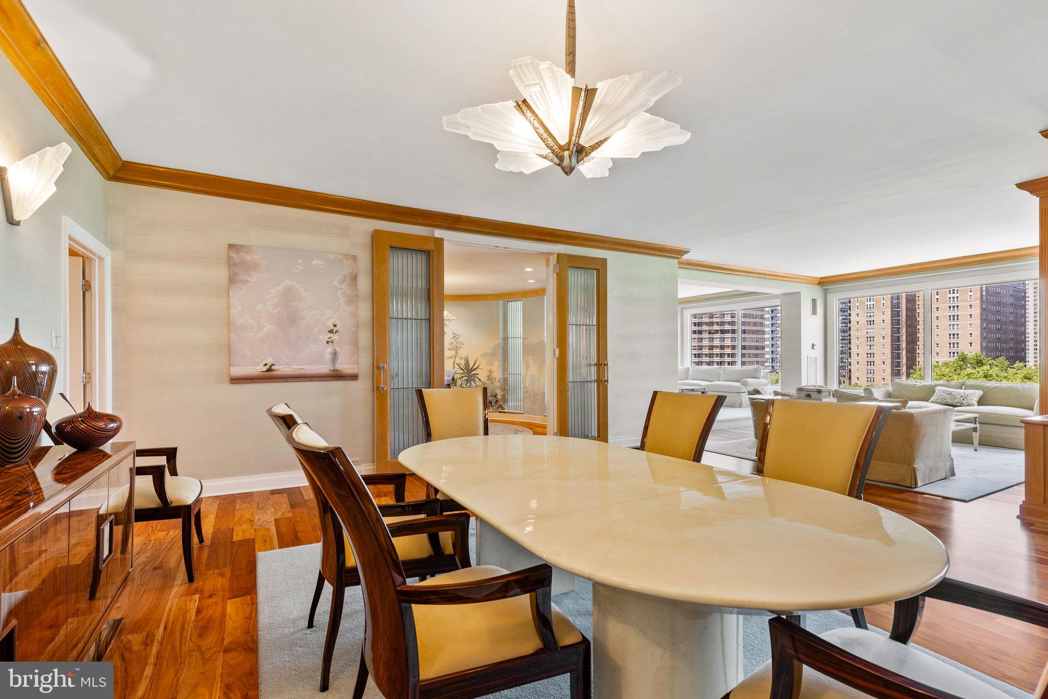 RITTENHOUSE SQUARE - Residential