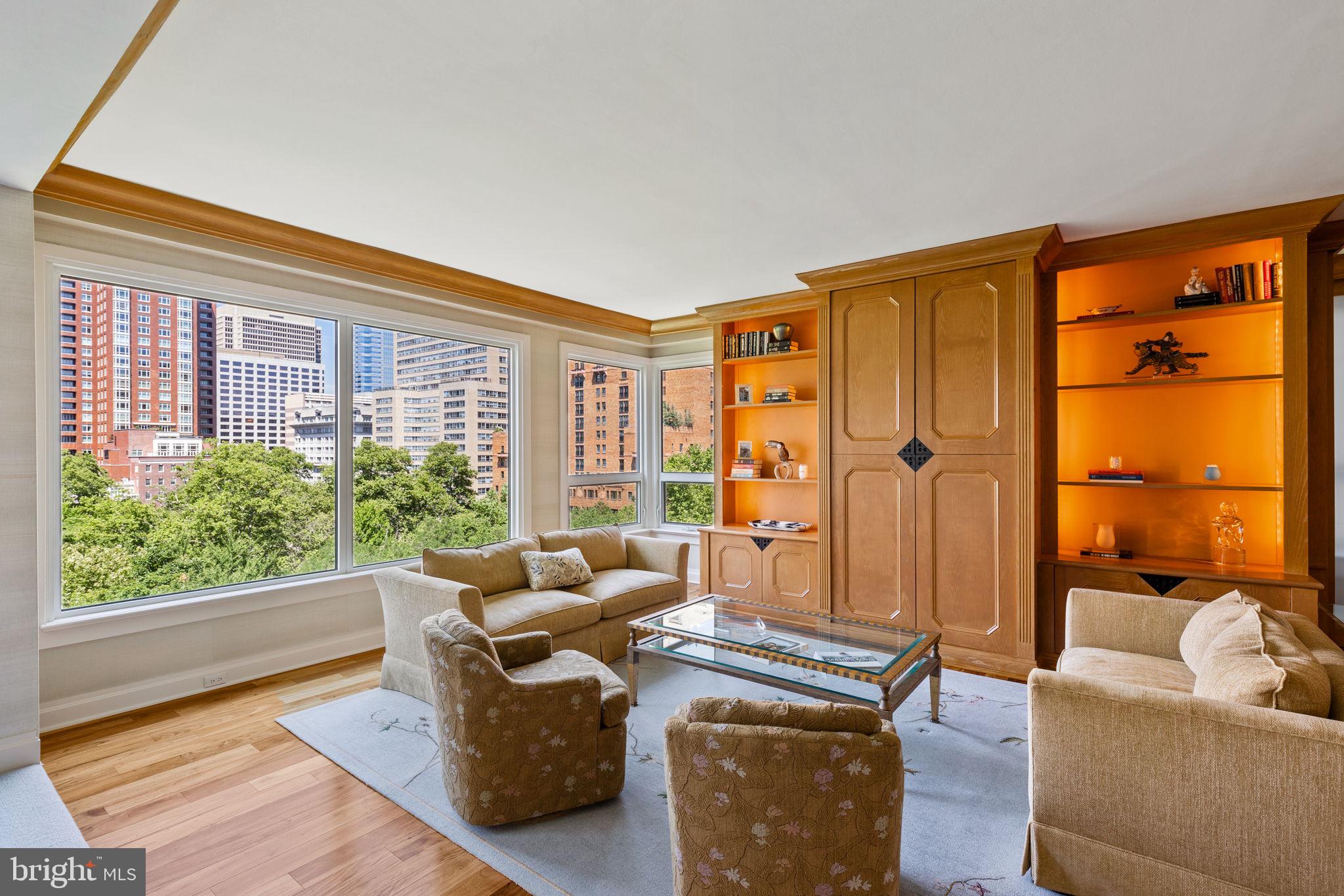 RITTENHOUSE SQUARE - Residential