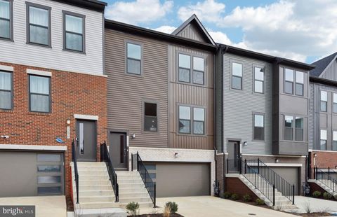 1134 CRESTED WOOD DRIVE LAUREL MD 20724