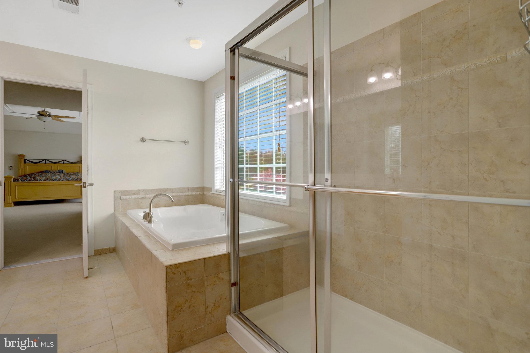 PALISADES AT OAK CREEK - Residential