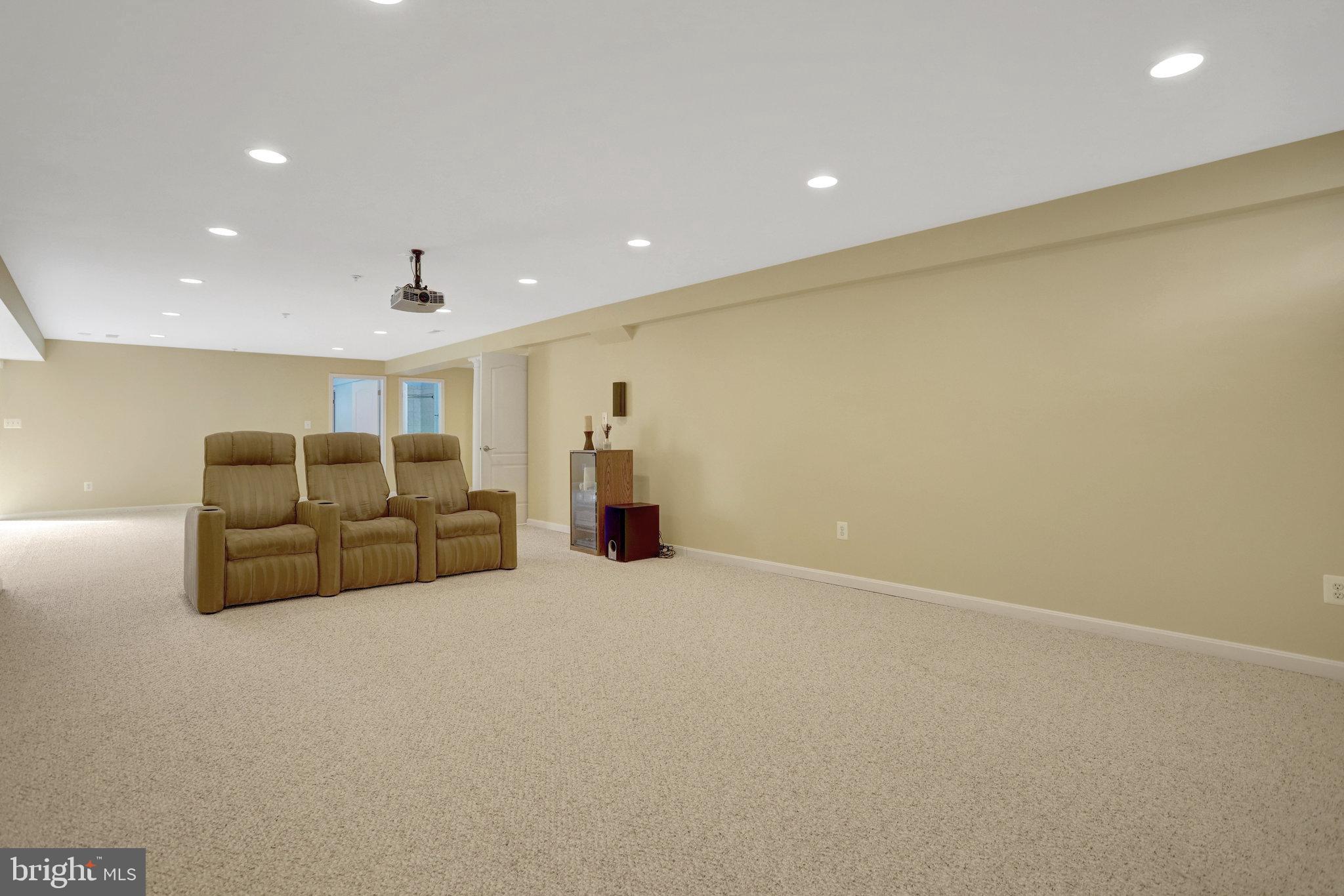 PALISADES AT OAK CREEK - Residential