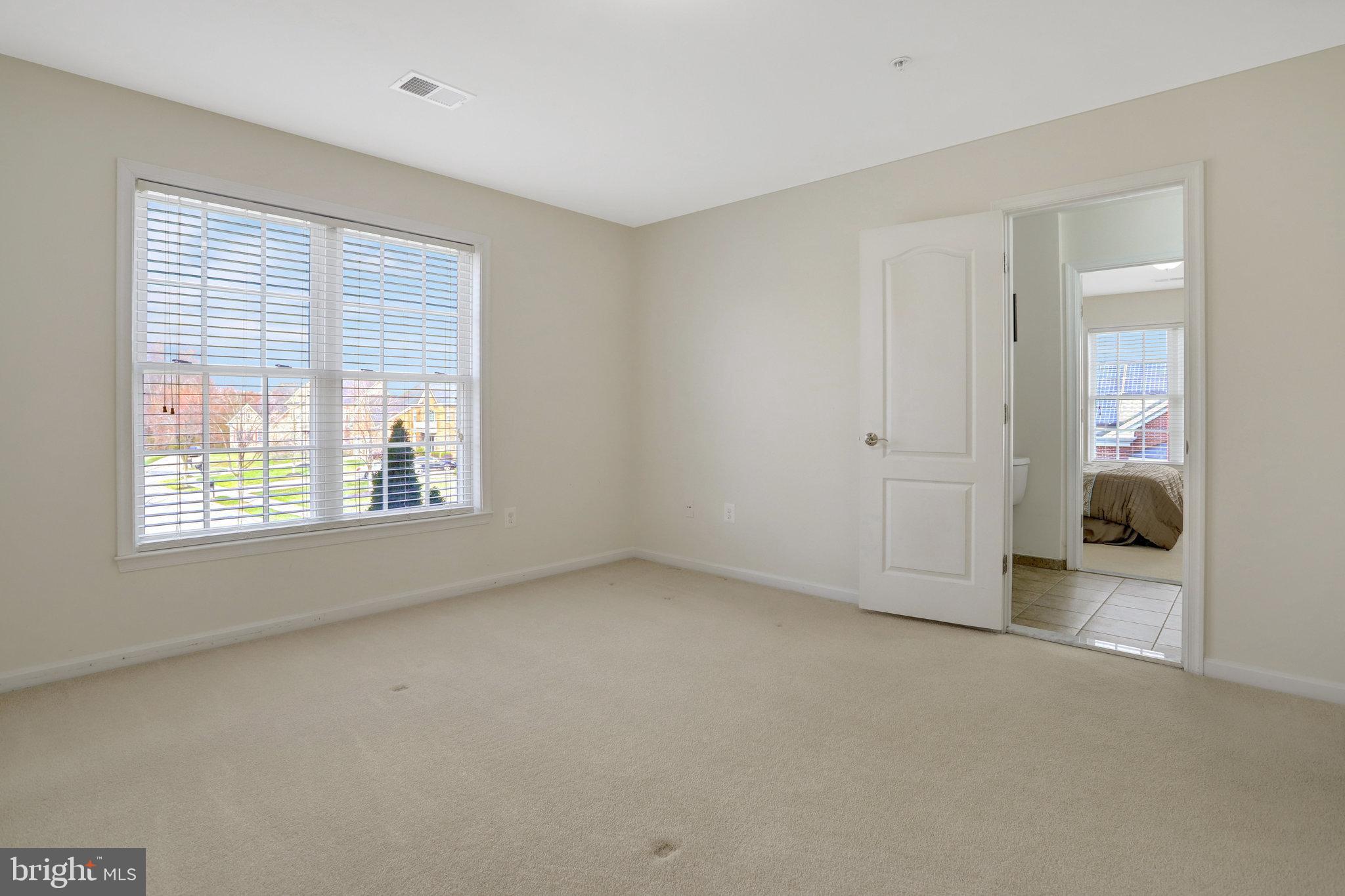 PALISADES AT OAK CREEK - Residential