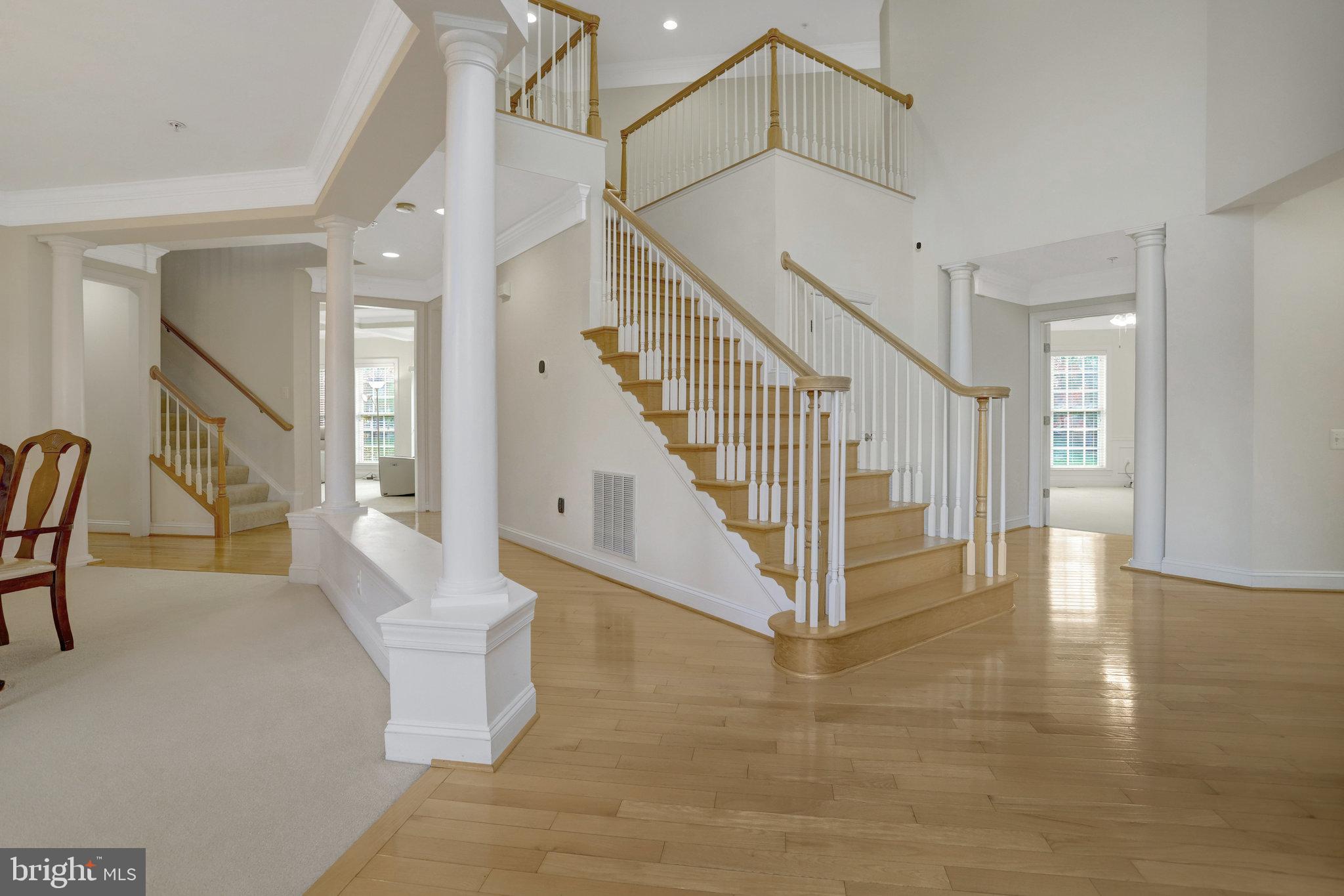 206 GARDEN GATE LANE