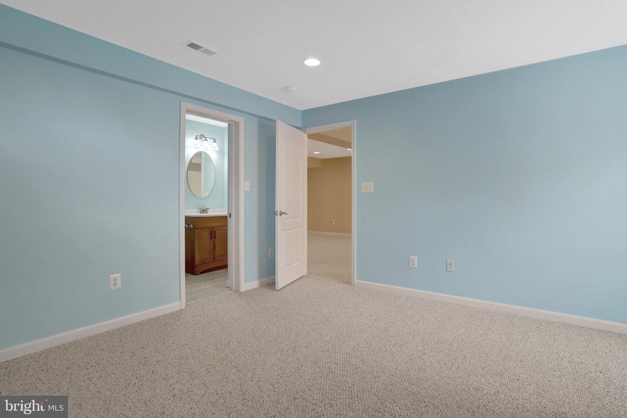 PALISADES AT OAK CREEK - Residential