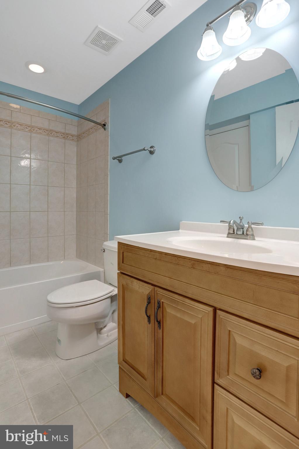 PALISADES AT OAK CREEK - Residential