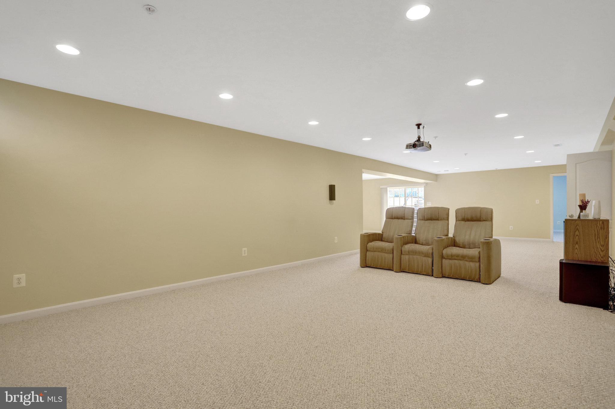 PALISADES AT OAK CREEK - Residential