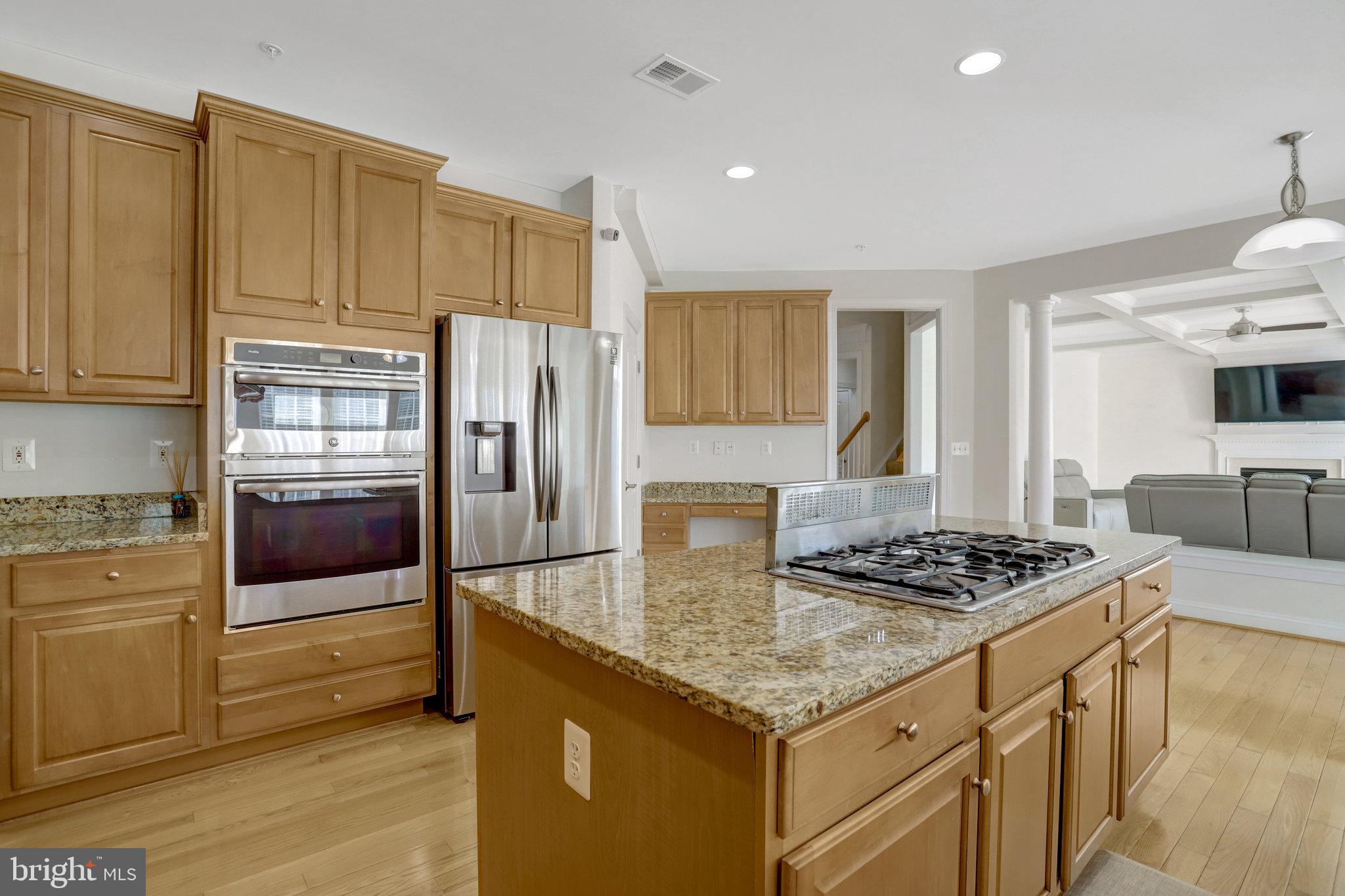 PALISADES AT OAK CREEK - Residential