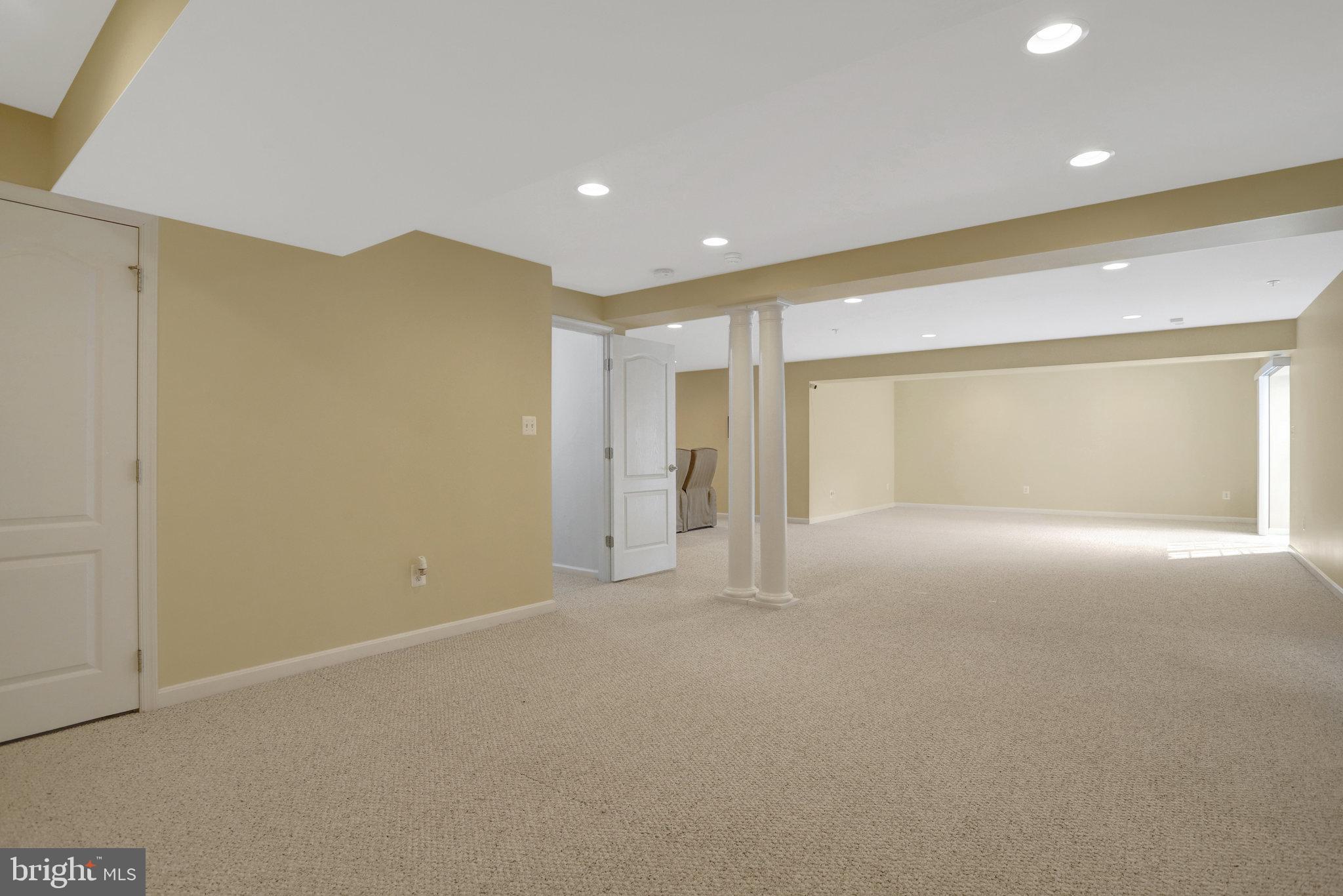 PALISADES AT OAK CREEK - Residential