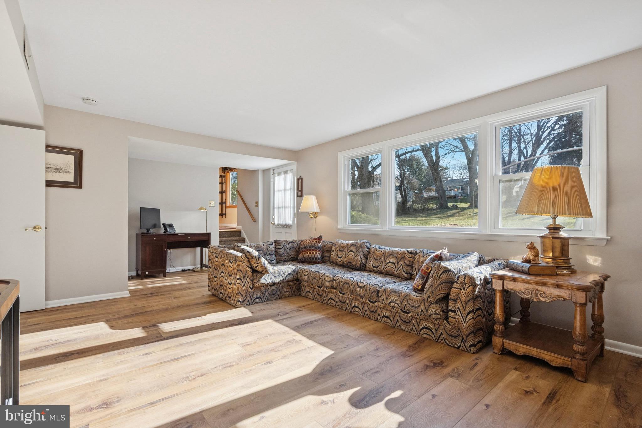 HILLCRESTSHIRE - Residential