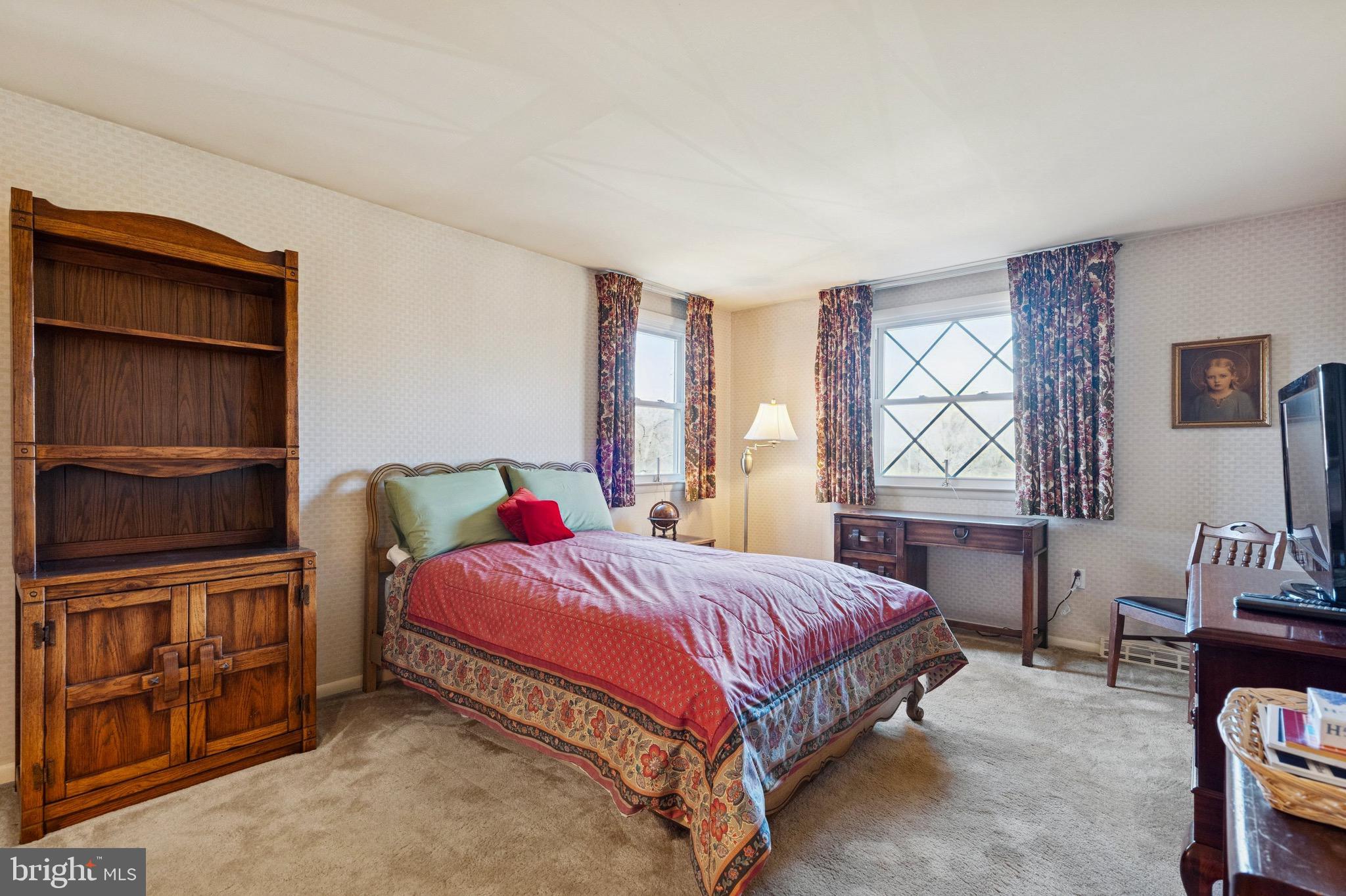 HILLCRESTSHIRE - Residential