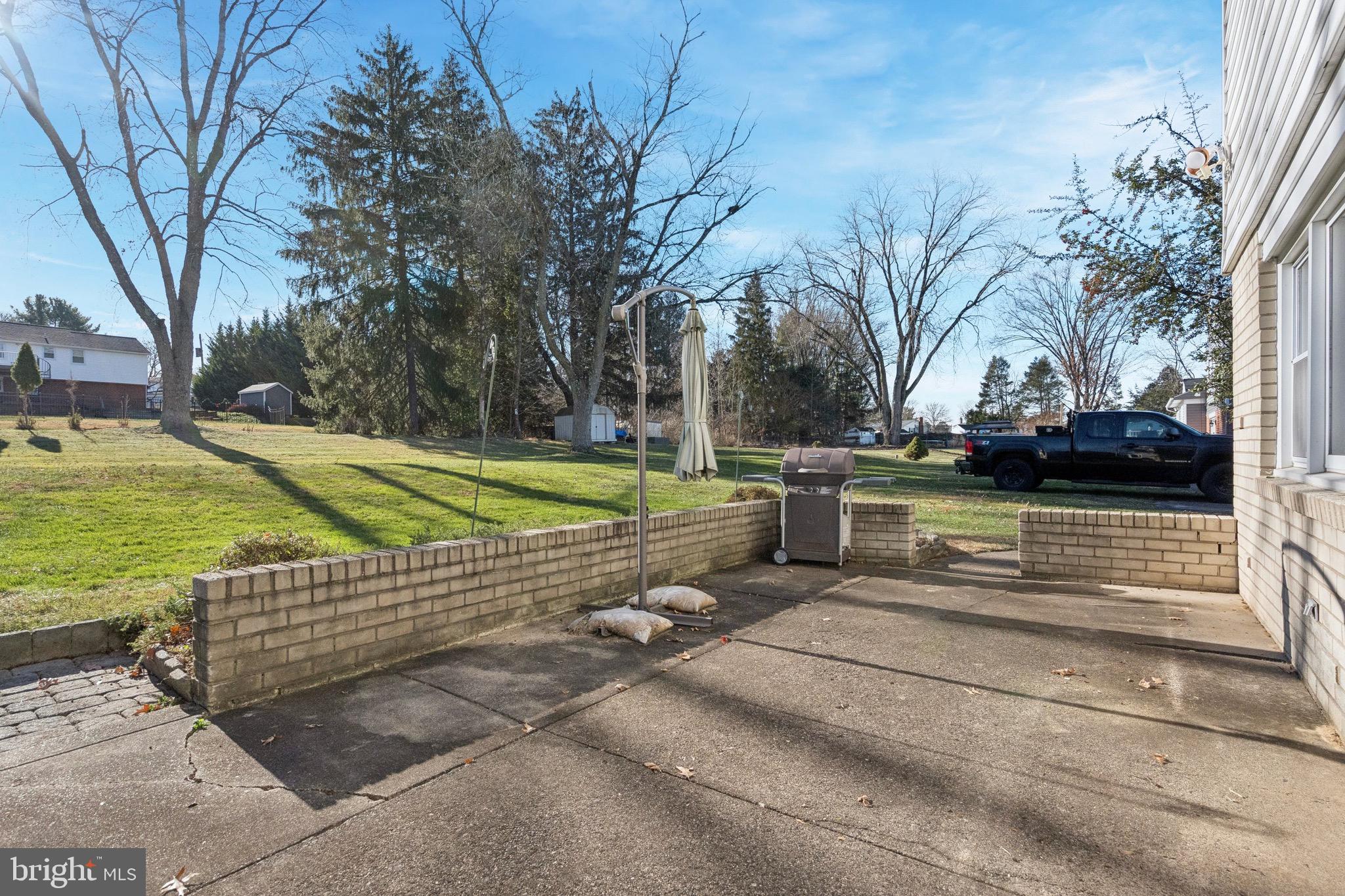 HILLCRESTSHIRE - Residential