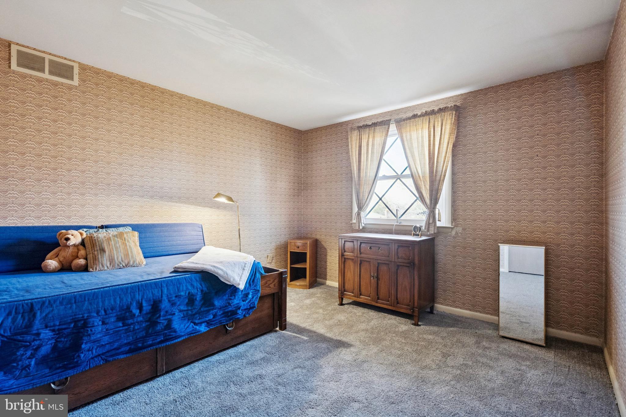 HILLCRESTSHIRE - Residential