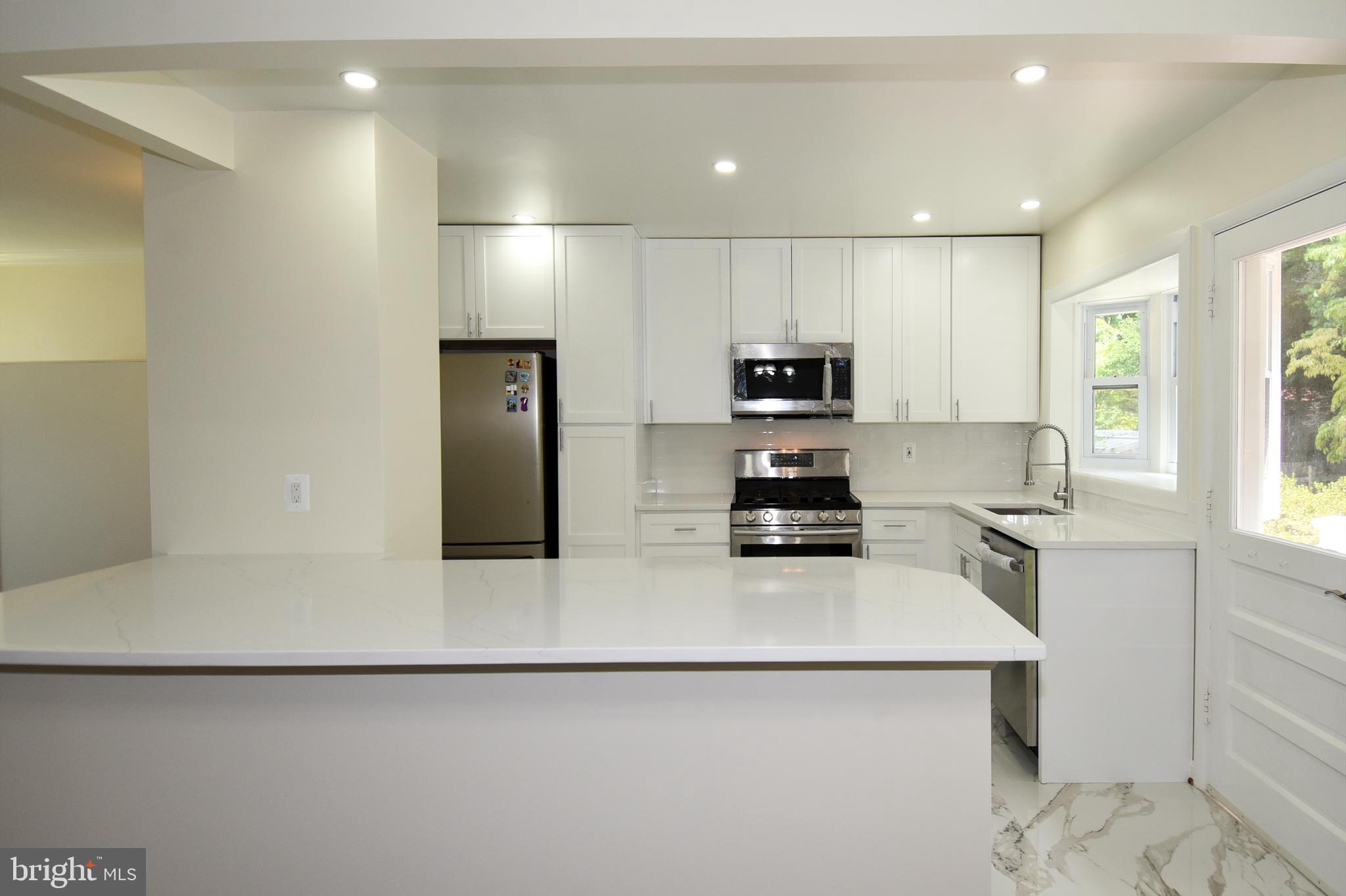 BRADMOOR - Residential Lease